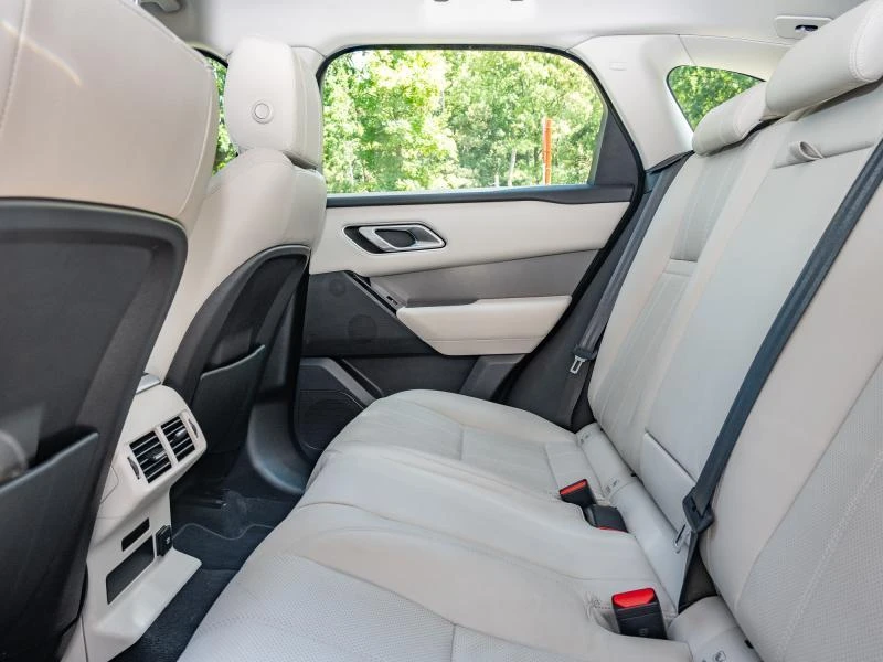 Land Rover-Range Rover Velar-image-17