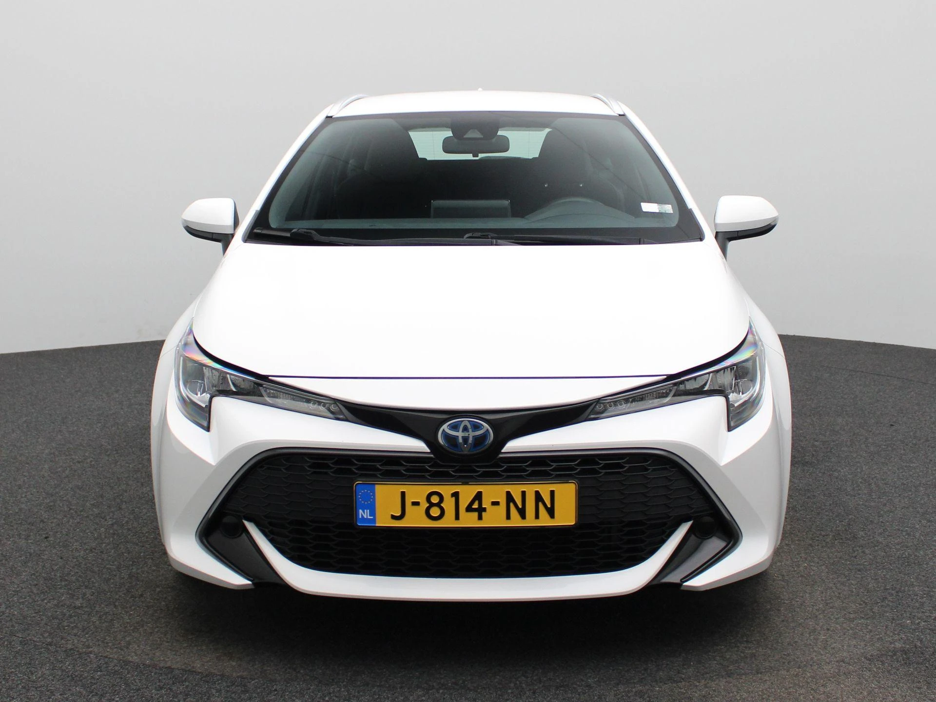 Toyota-Corolla Touring Sports-image-4