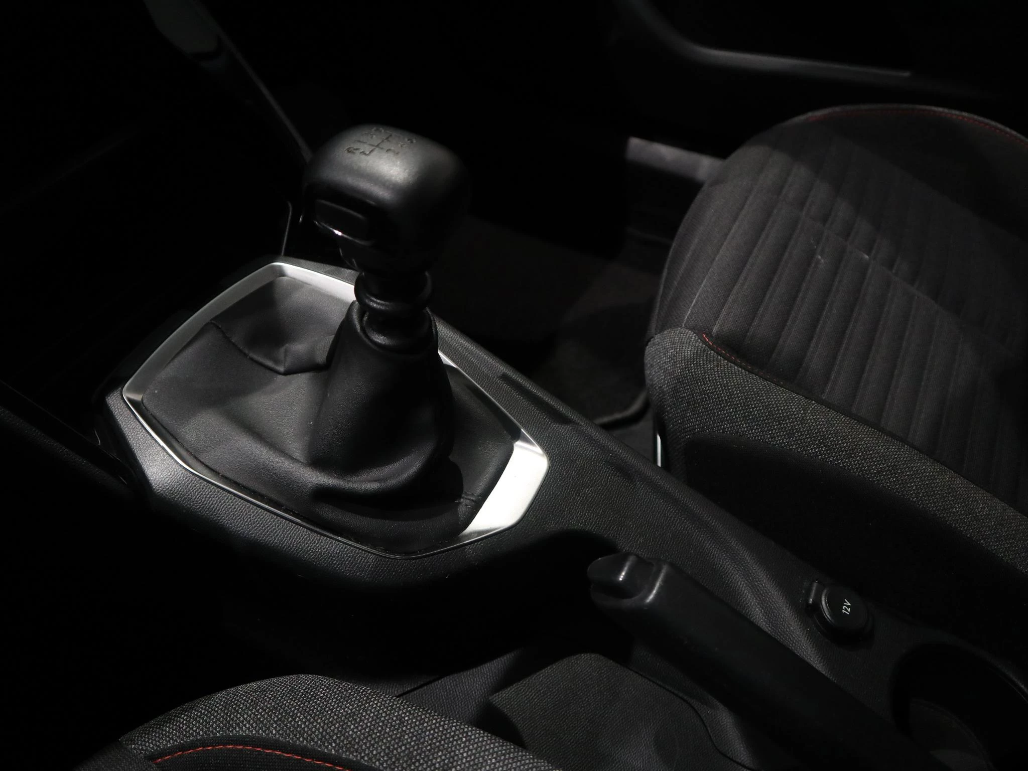 Peugeot-2008-image-15