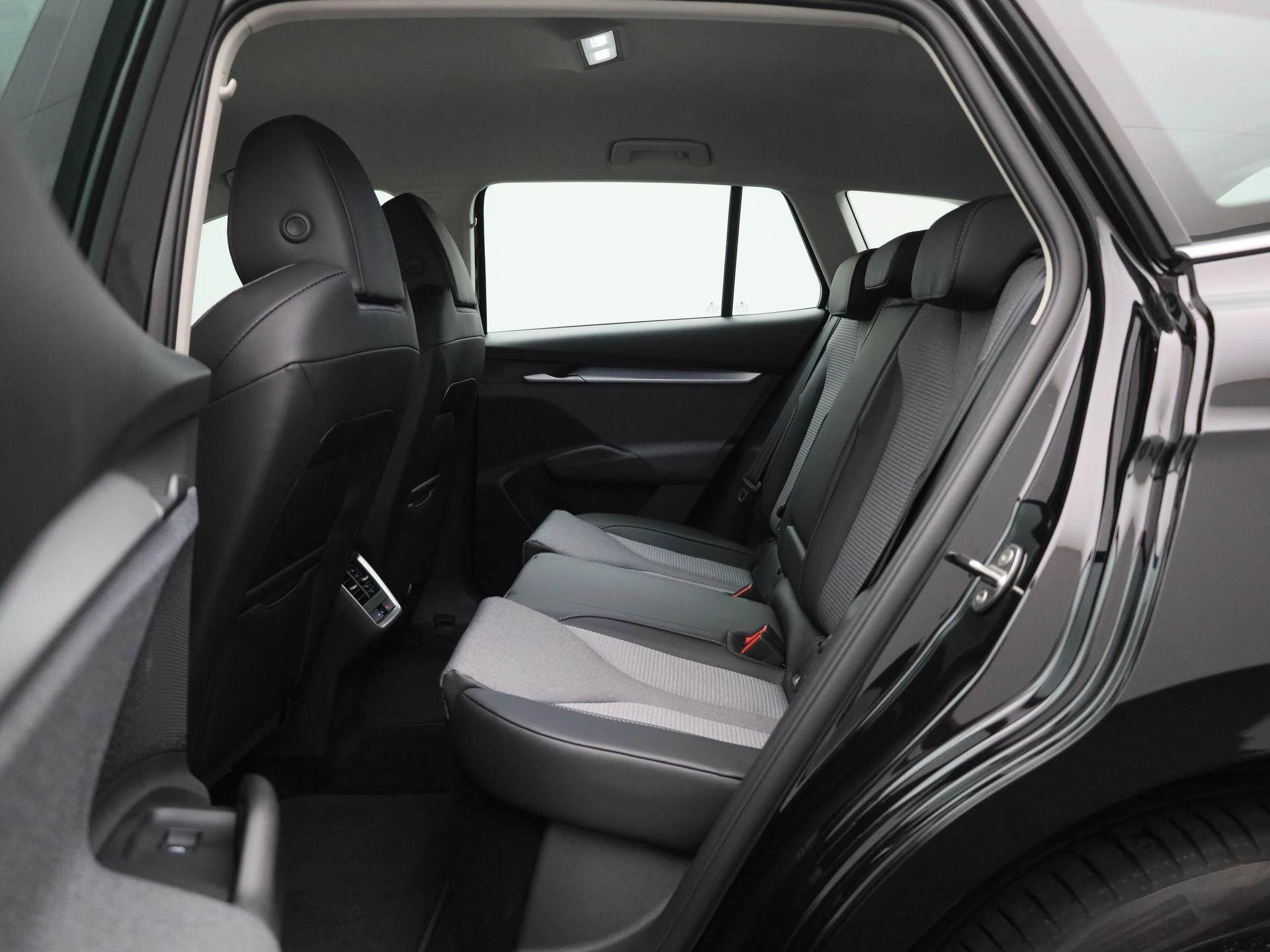 Škoda-Enyaq iV-image-9