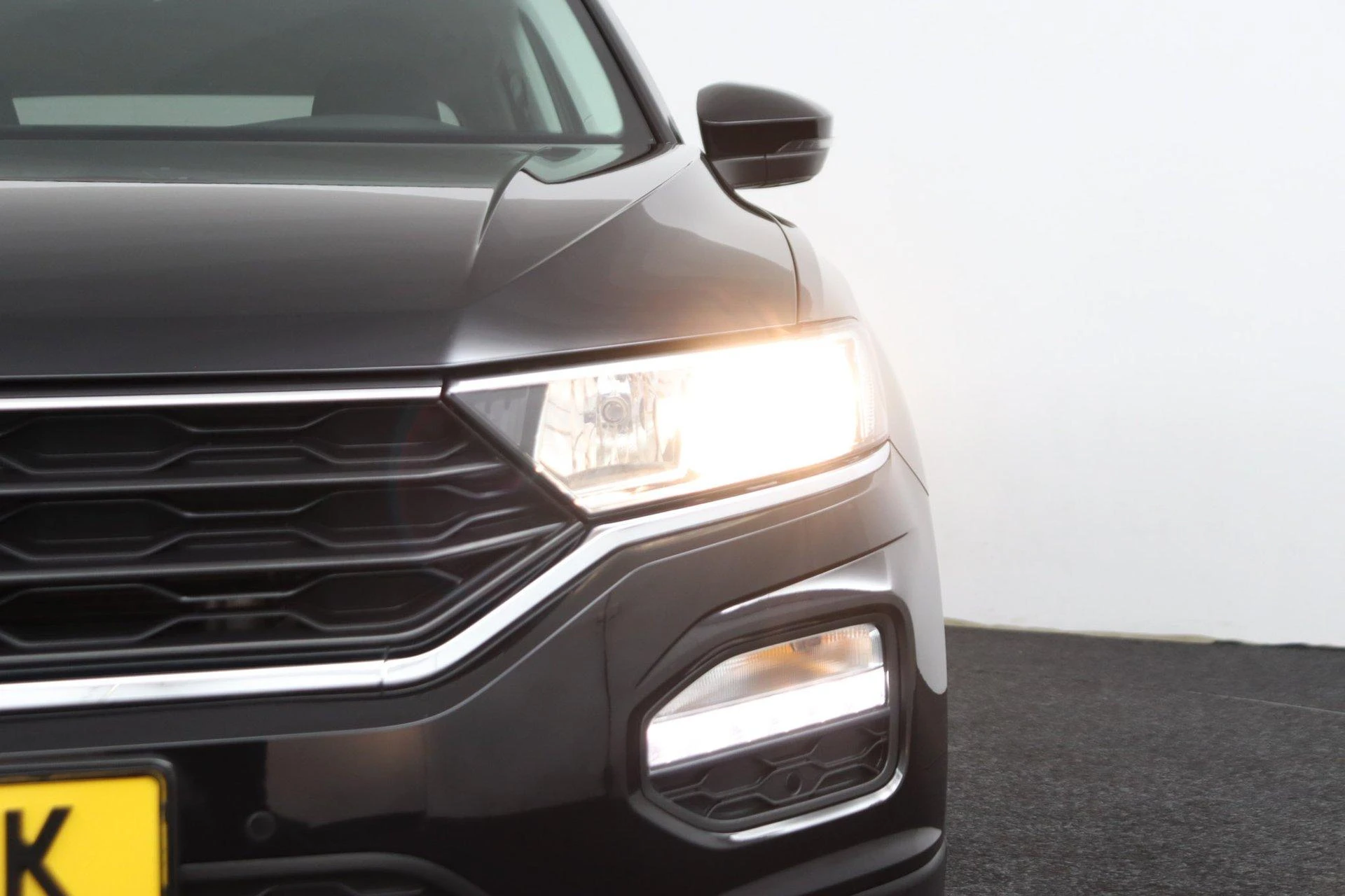 Volkswagen-T-Roc-image-61