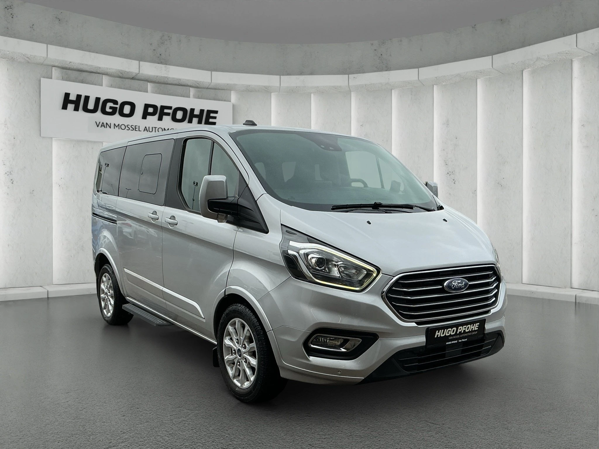 Ford-Tourneo Custom-image-6