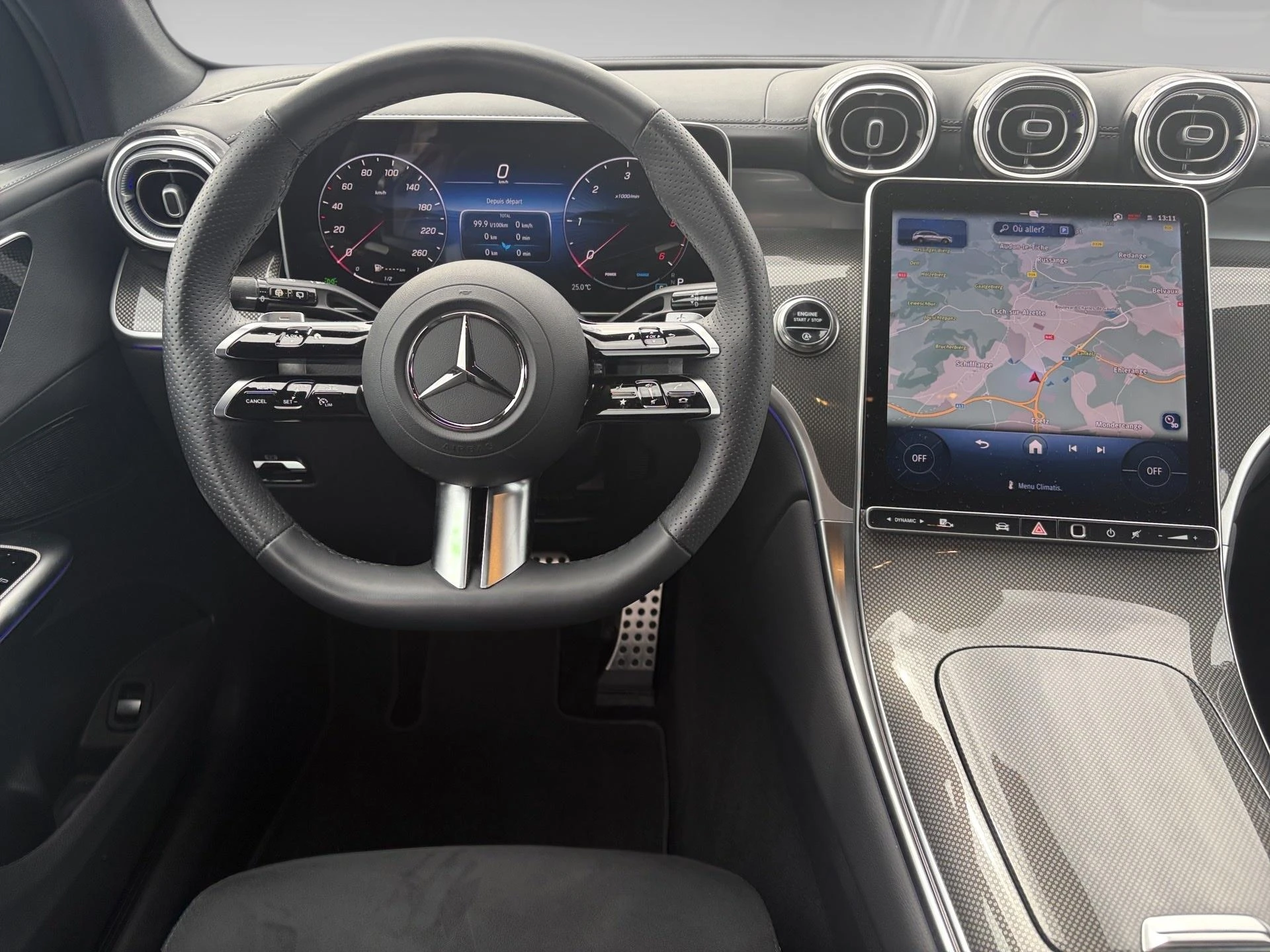 Mercedes-Benz-GLC-image-2