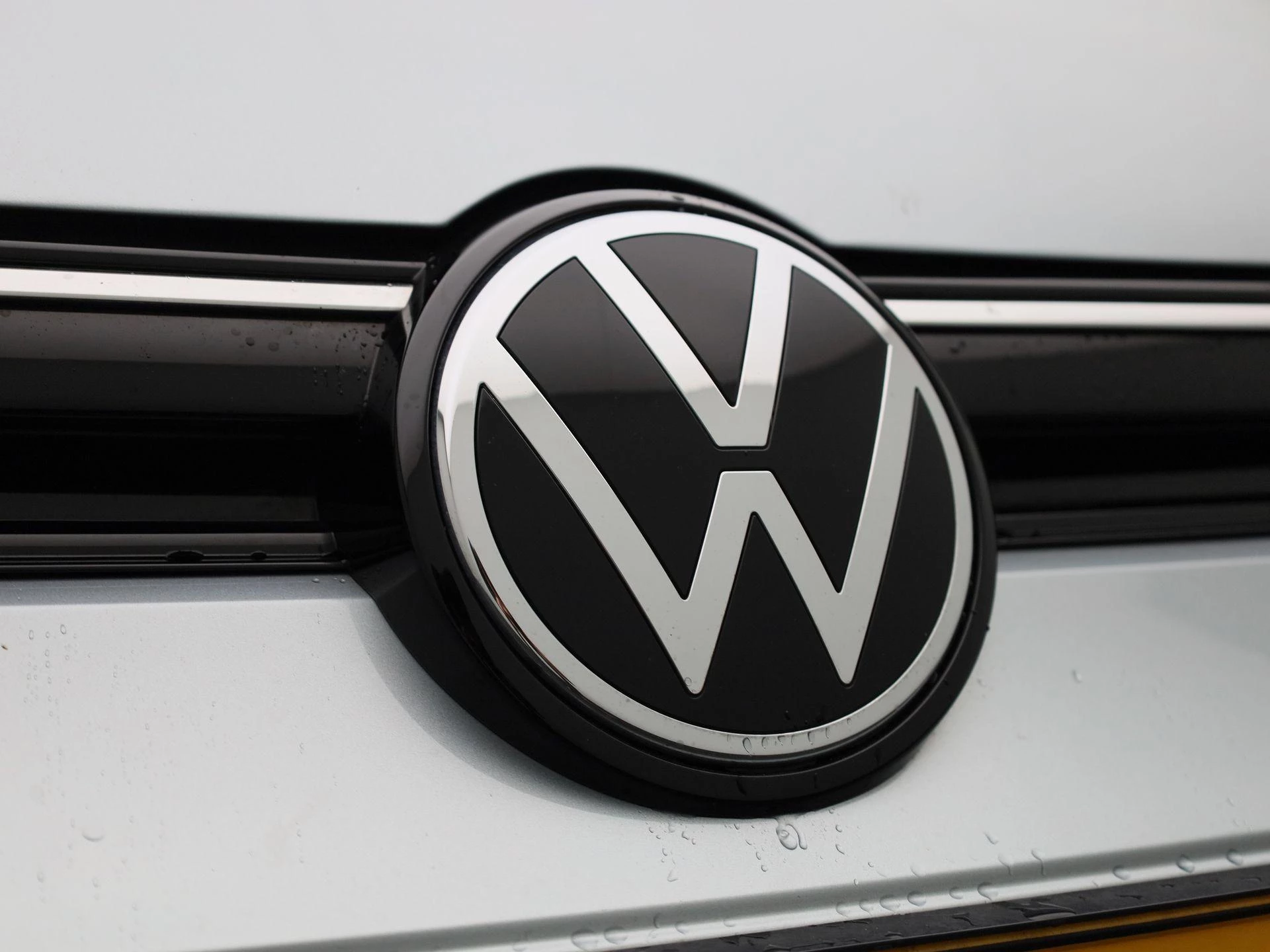 Volkswagen-Golf-image-36