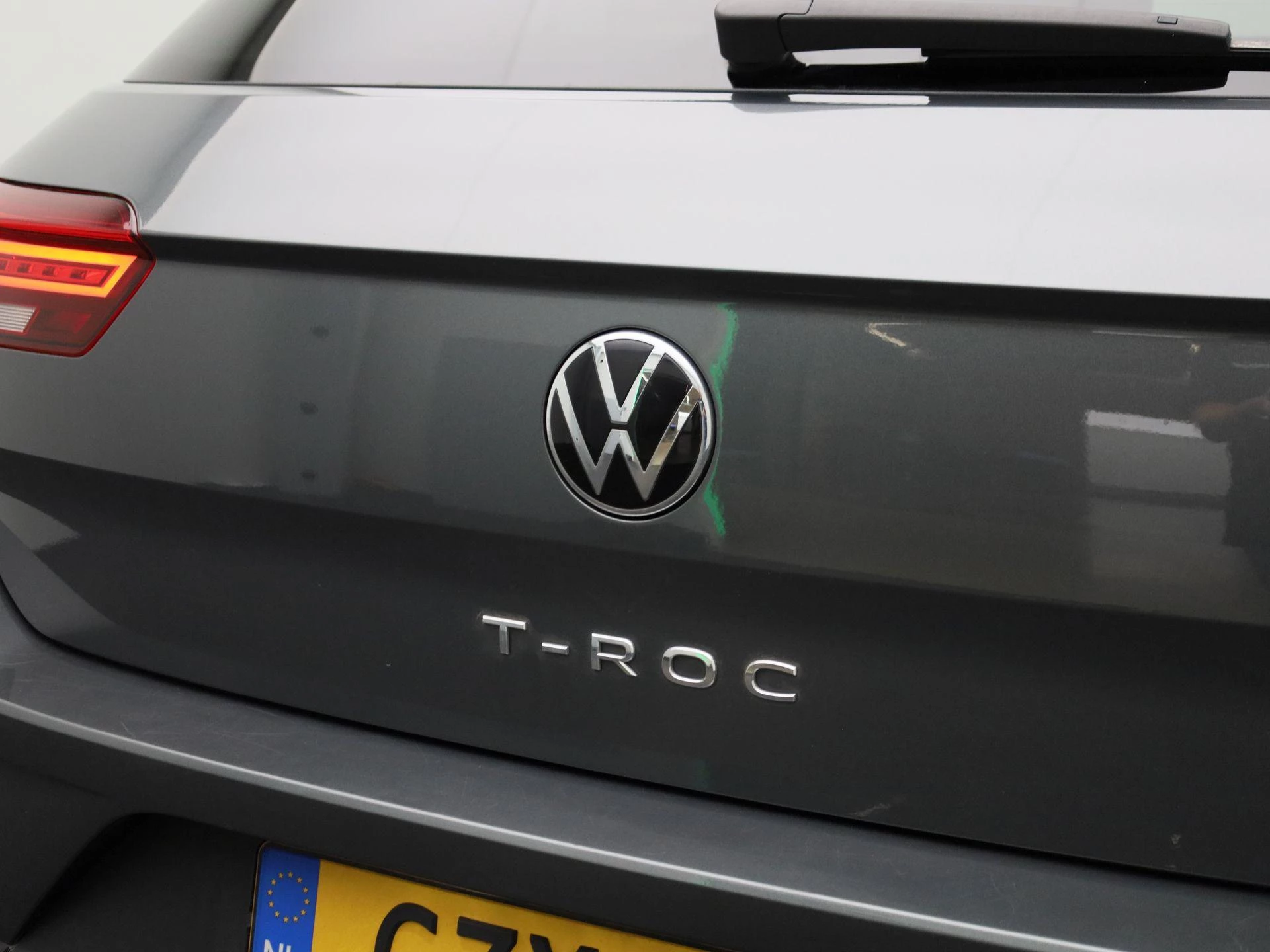 Volkswagen-T-Roc-image-40