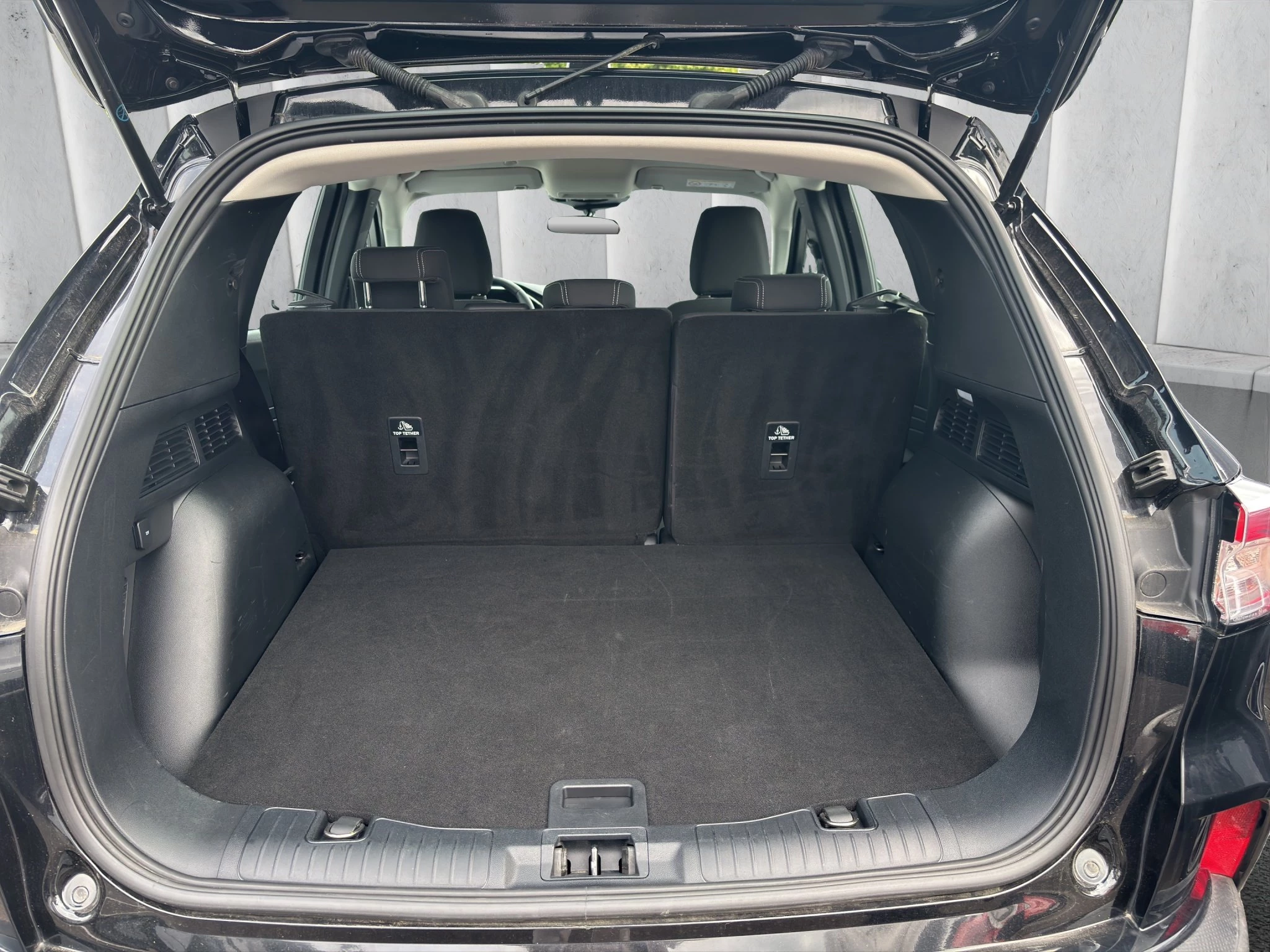 Ford Kuga Cool und Connect 2.5 FHEV Aut. | GJR | PDC | SHZ | Navi