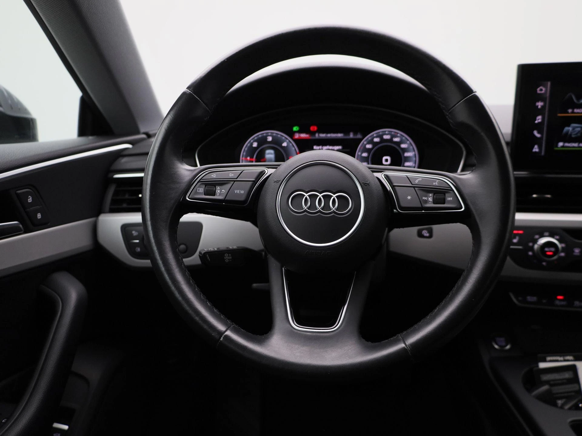 Audi-A5-image-6