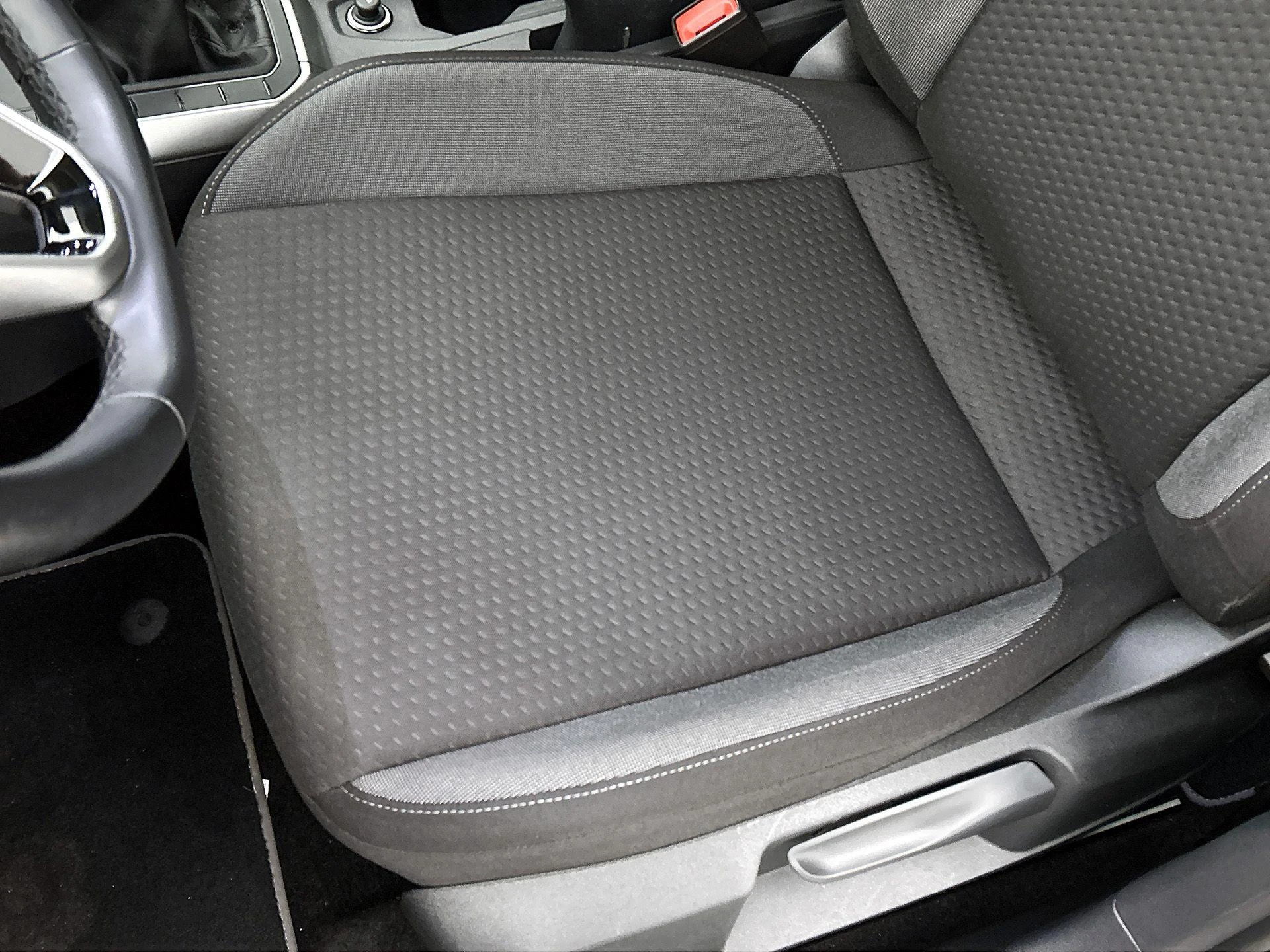 Volkswagen-Taigo-image-16
