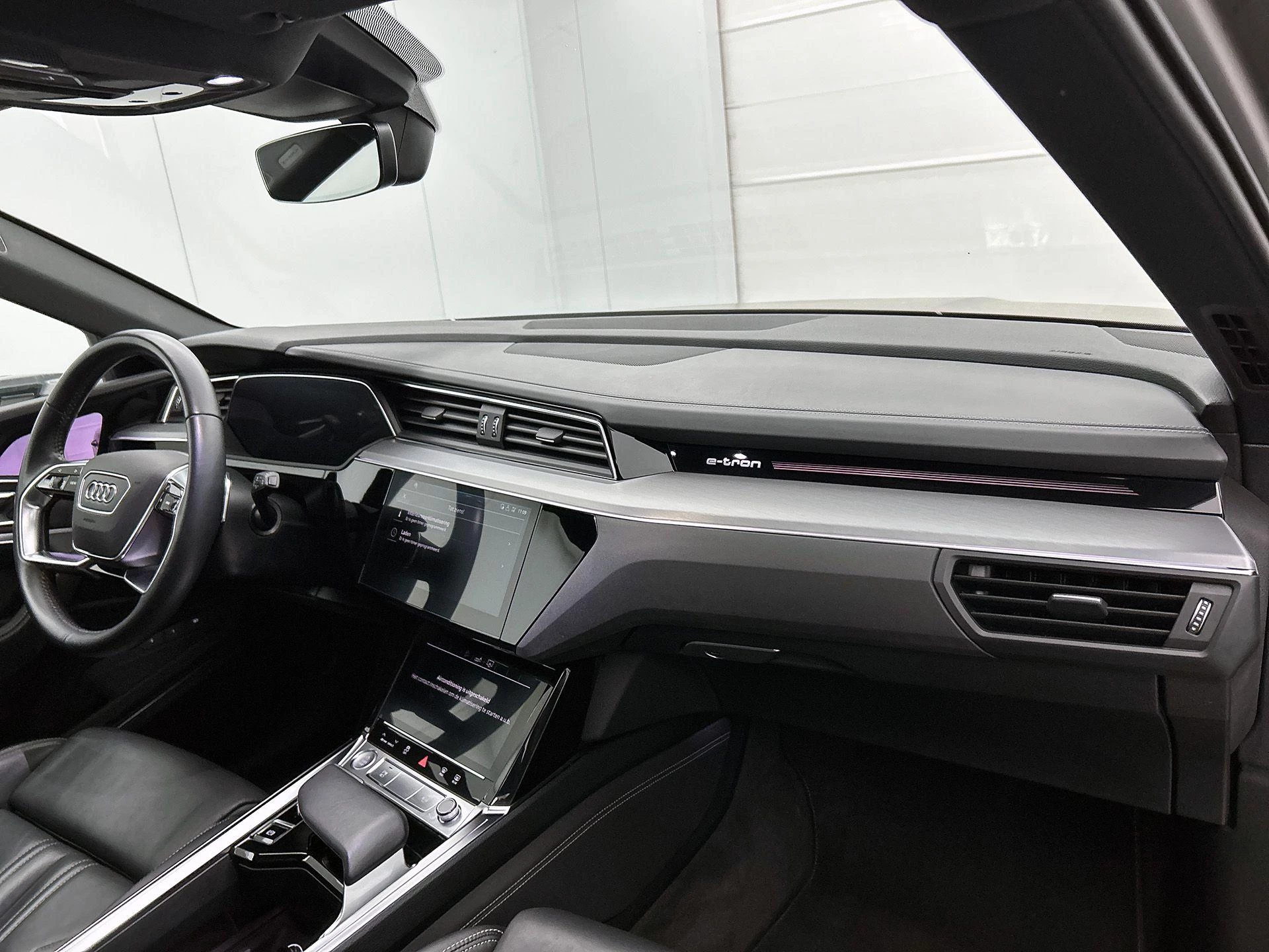 Audi-e-tron-image-16