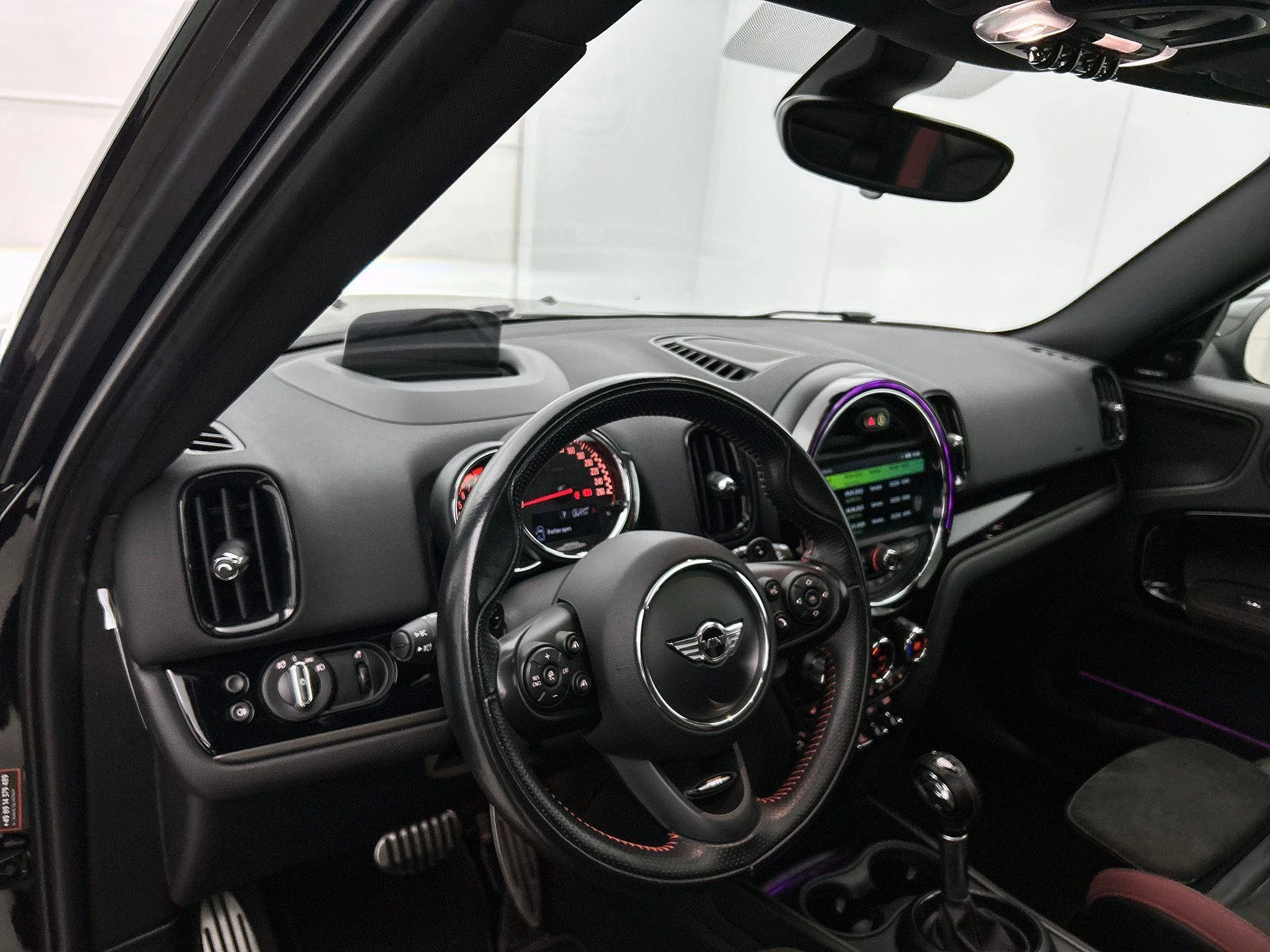 MINI-Countryman-image-17