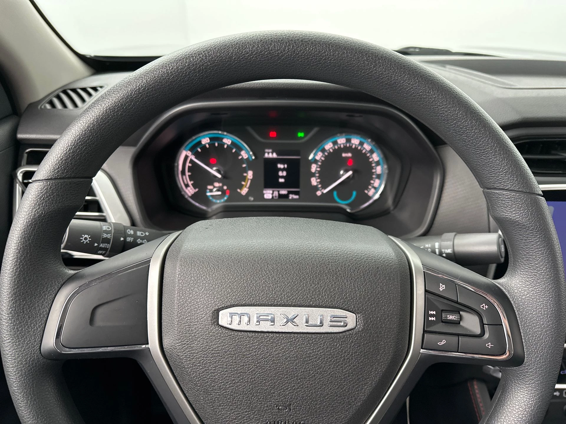 Maxus-T90 EV-image-17