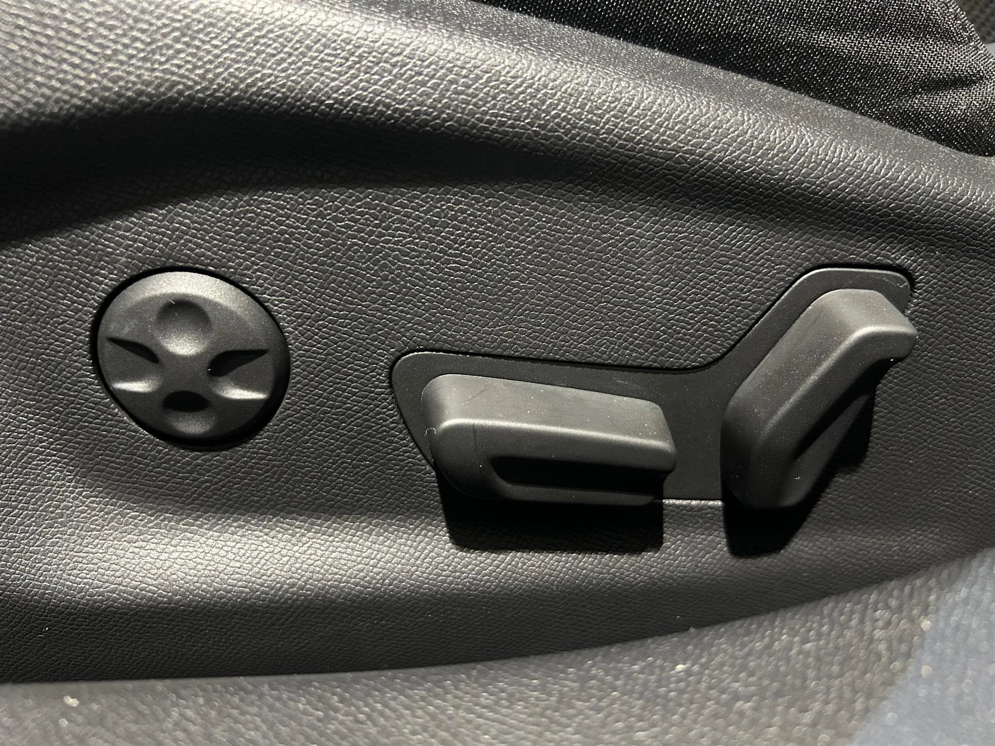 Peugeot 408 e-408 GT Avantage 58 kWh