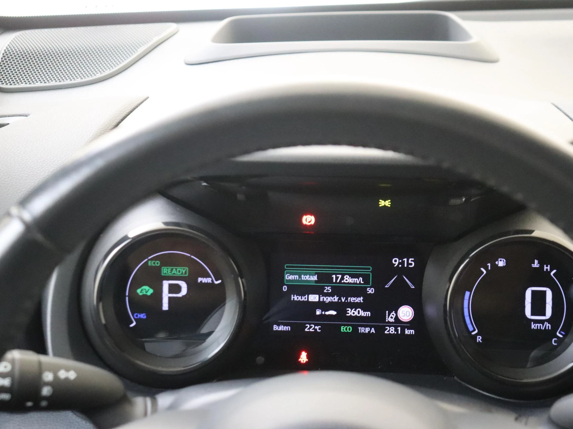 Toyota-Yaris-image-10