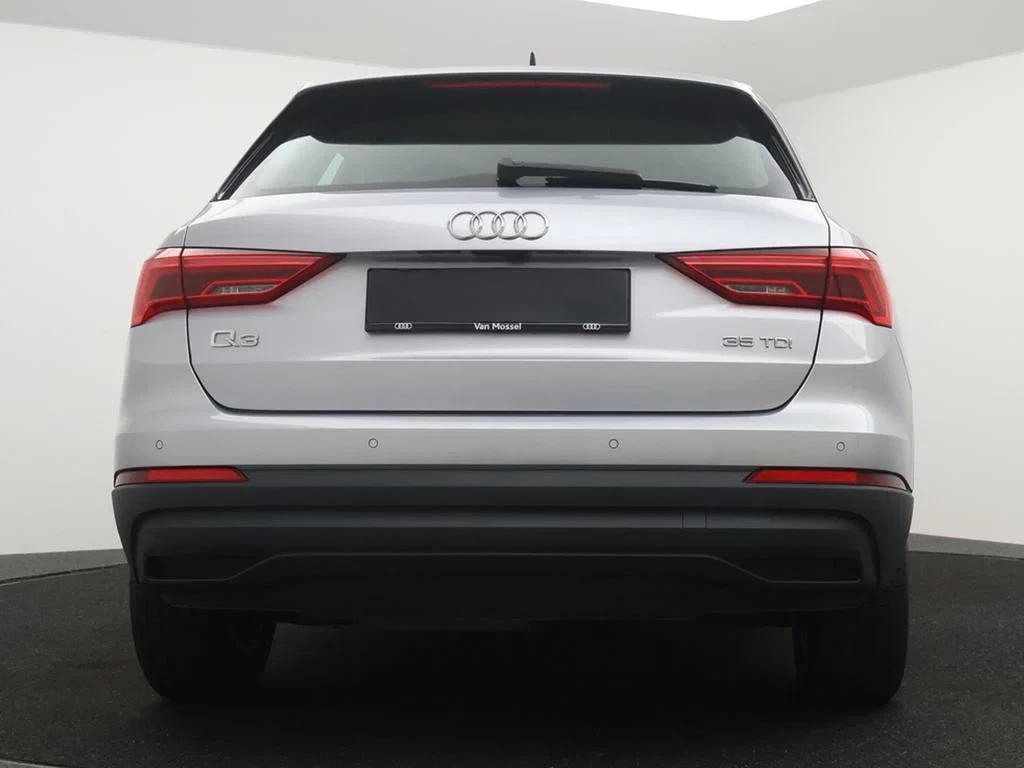 Audi Q3 Audi Q3 Business Edition 35TDI 150PK *AUTOMAAT*CAMERA*SPORTZETELS*ALCANTARA*PDC*NAVI*DIGITAL DASHBOARD*...