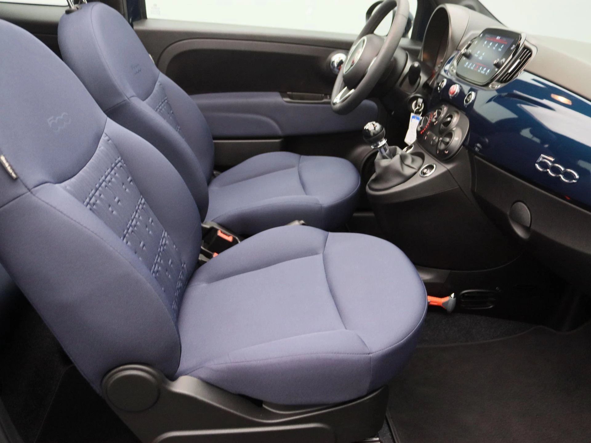Fiat-500C-image-23