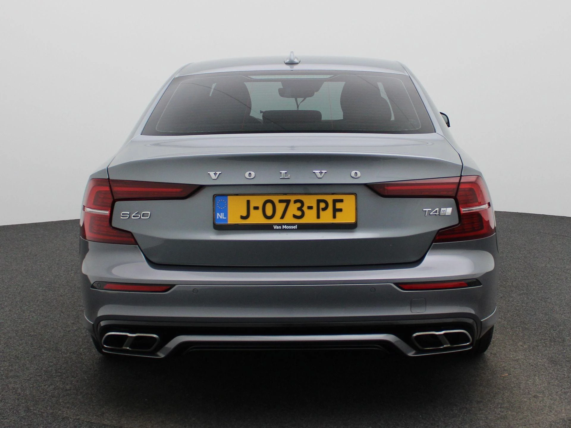 Volvo-S60-image-6