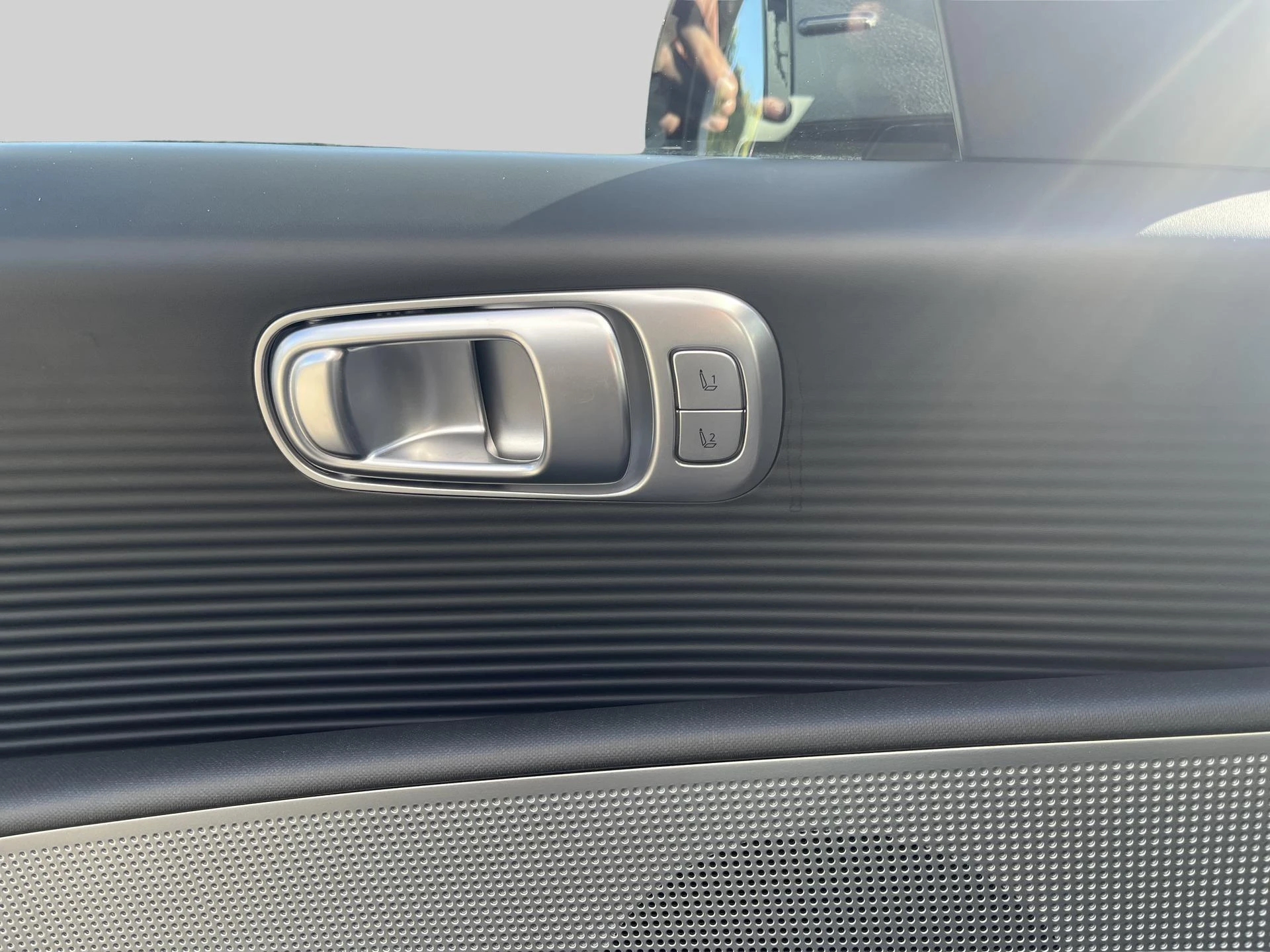 Hyundai-IONIQ 6-image-14