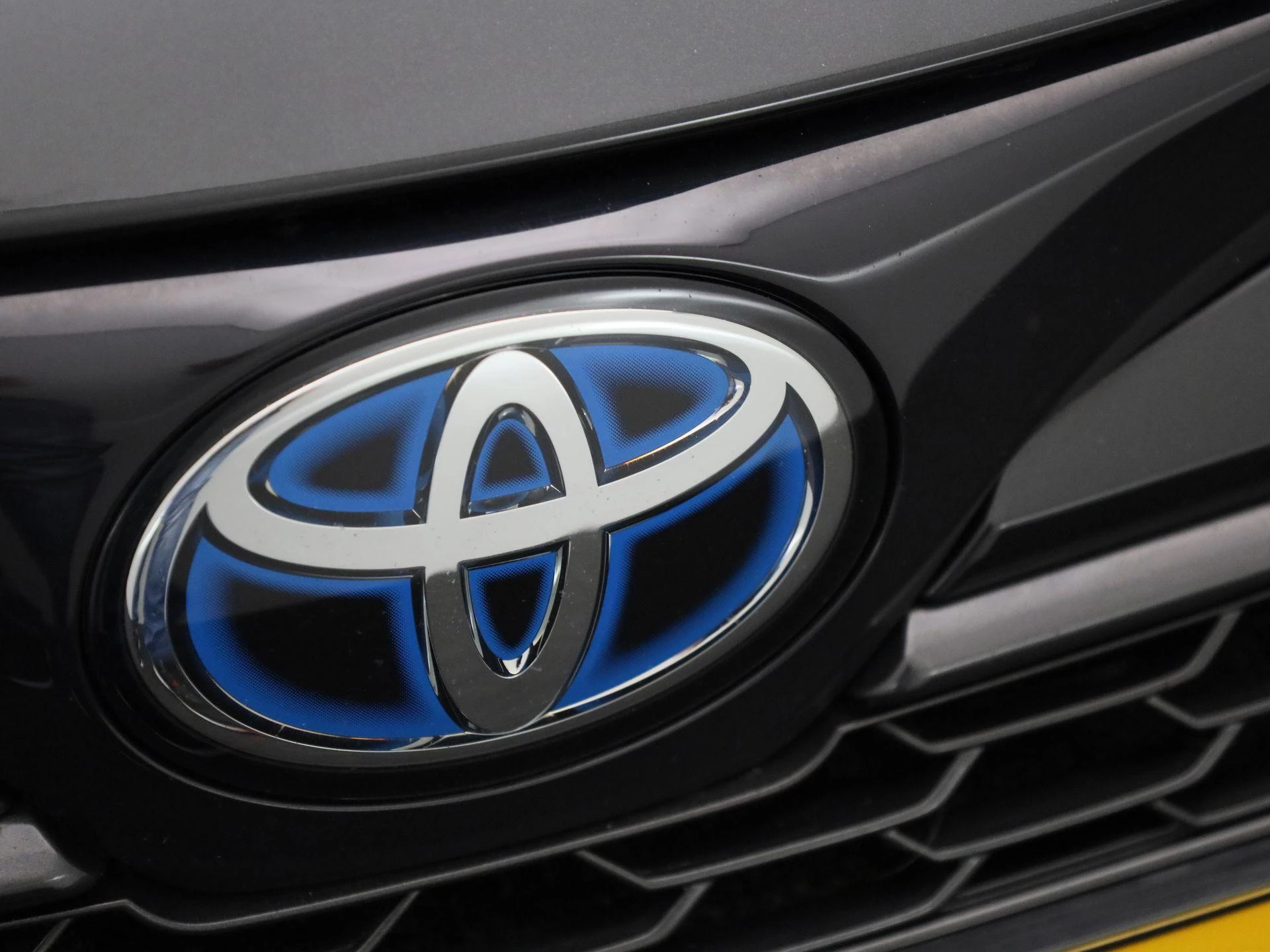 Toyota Corolla 1.8 Hybrid Business Plus