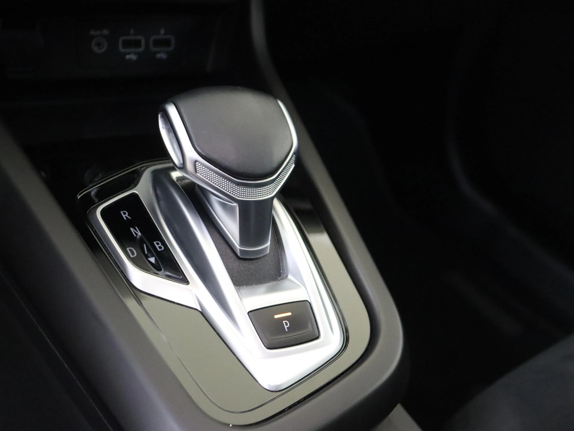 Renault-Arkana-image-14