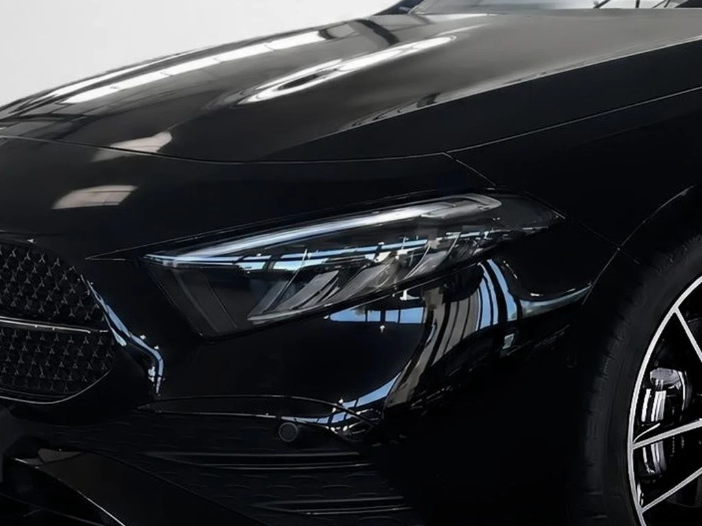 Mercedes-Benz-A-Klasse 200-image-4