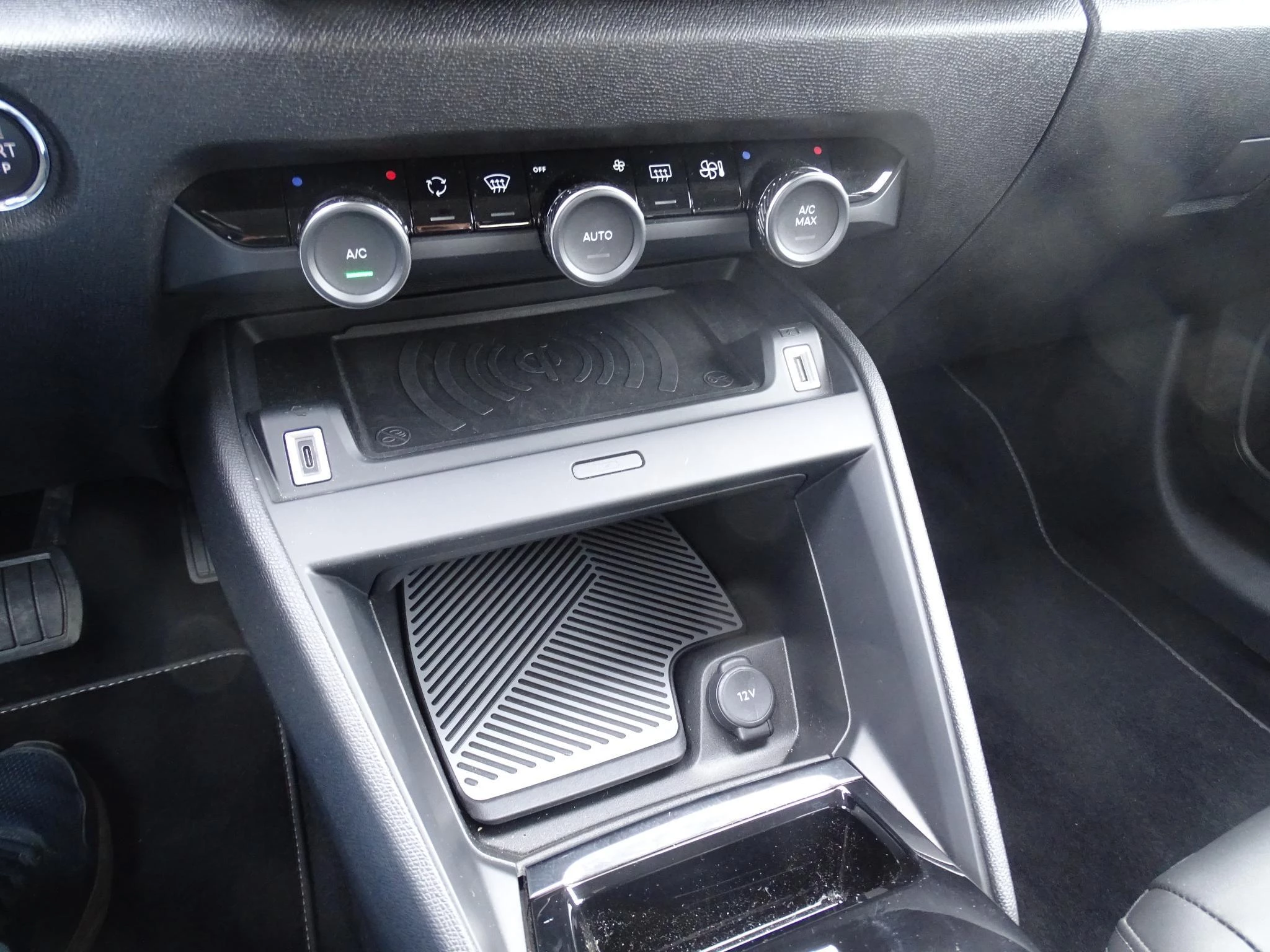 Citroën C4 1.2 Hybride 136 ë-DCS6 MAX