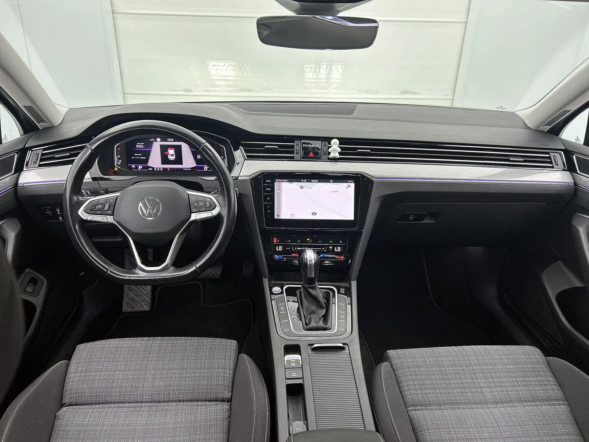 Volkswagen-Passat-image-20