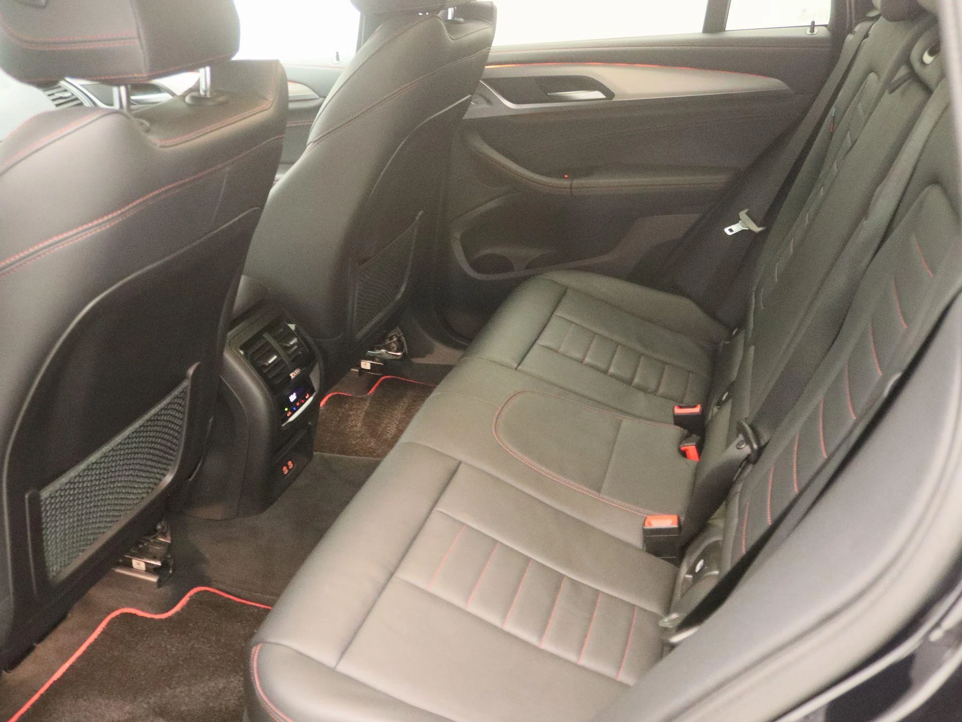 BMW-X4-image-12
