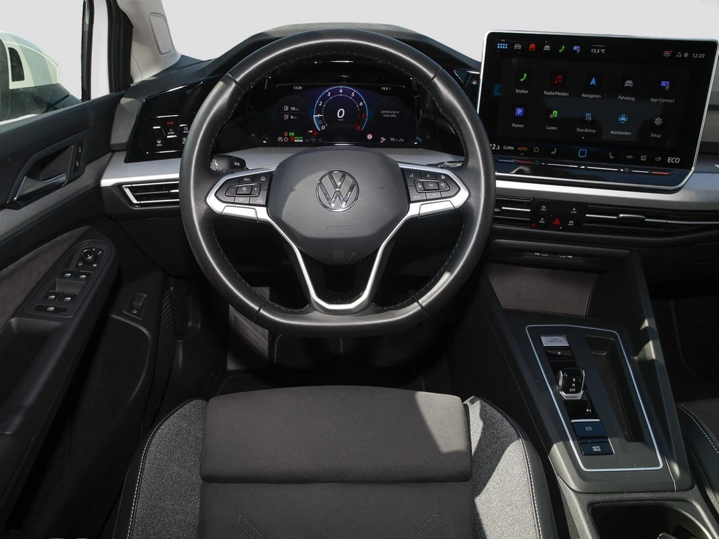 Volkswagen Golf VIII 1.5 TSI DSG eHybrid Life AHK, VWG