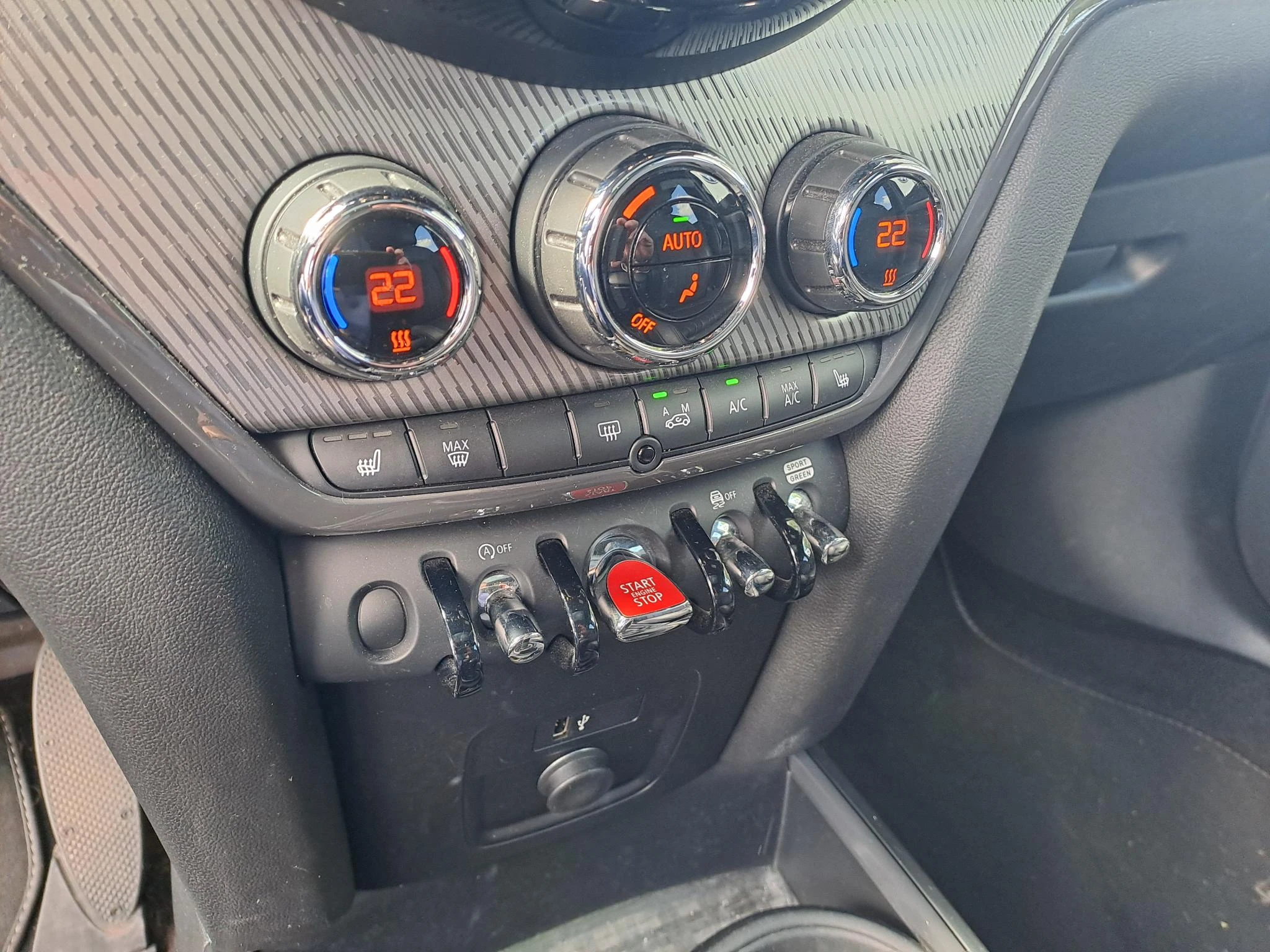 MINI-Countryman-image-13
