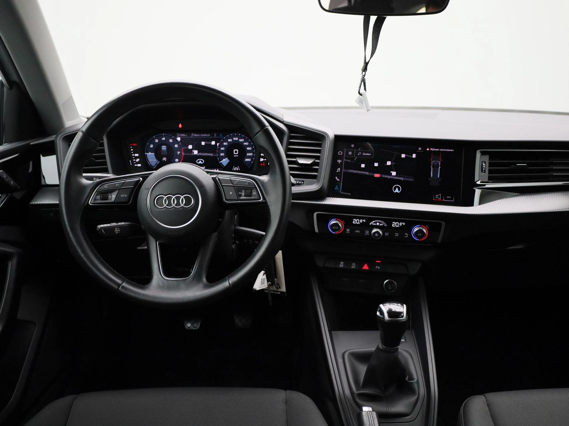 Audi-A1 Sportback-image-6