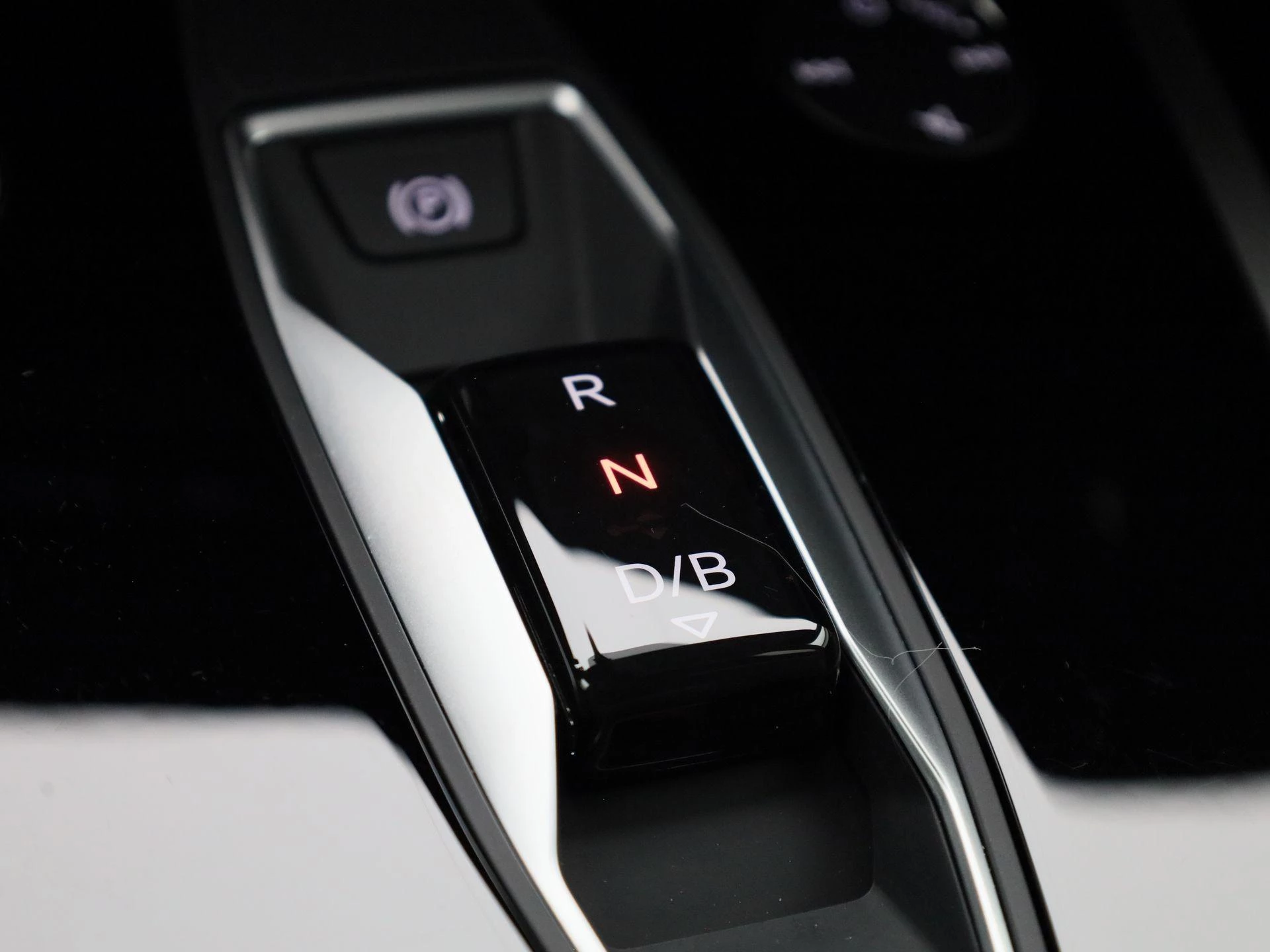 Audi-Q4 e-tron-image-20