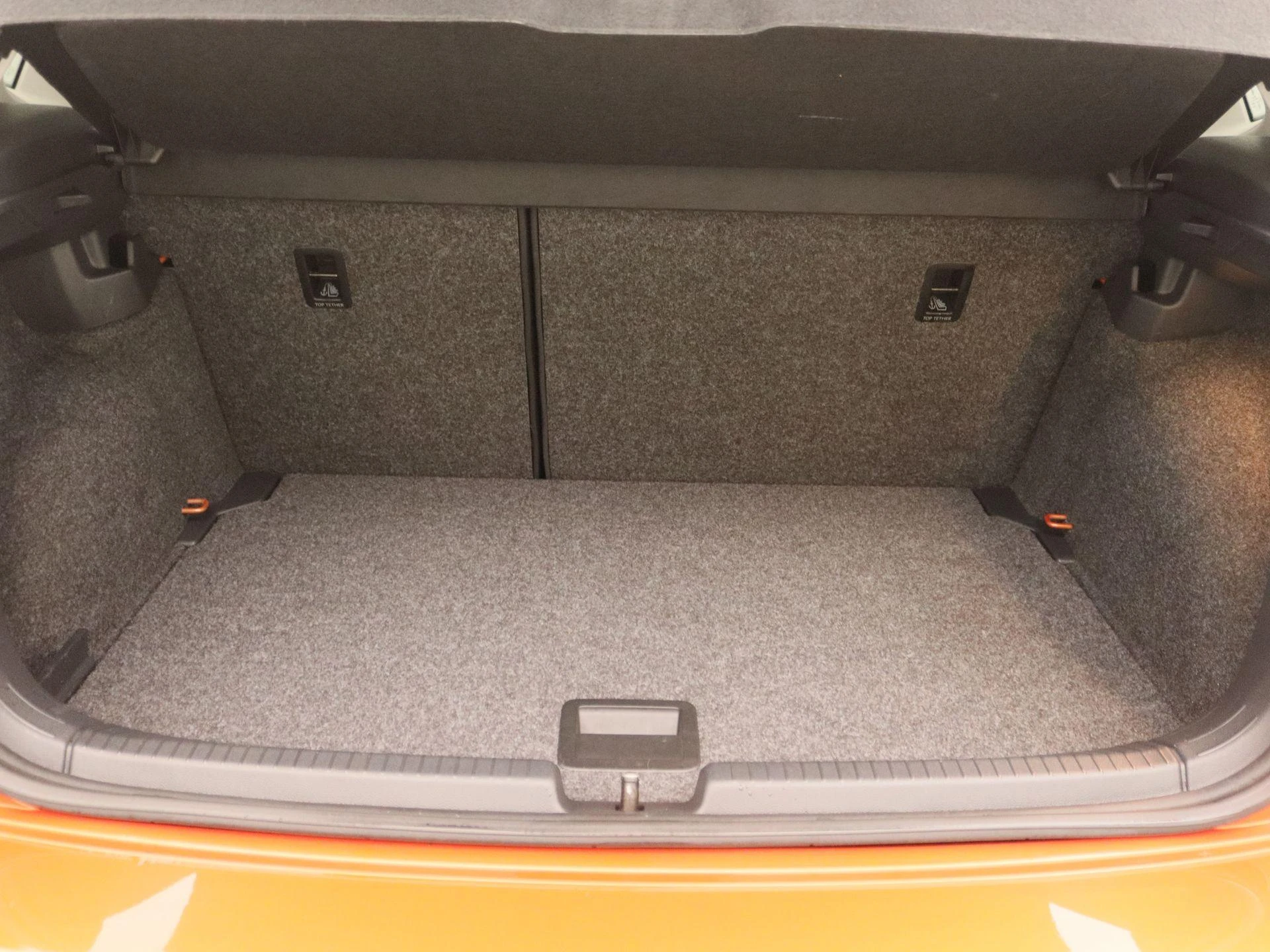 Volkswagen-Polo-image-14