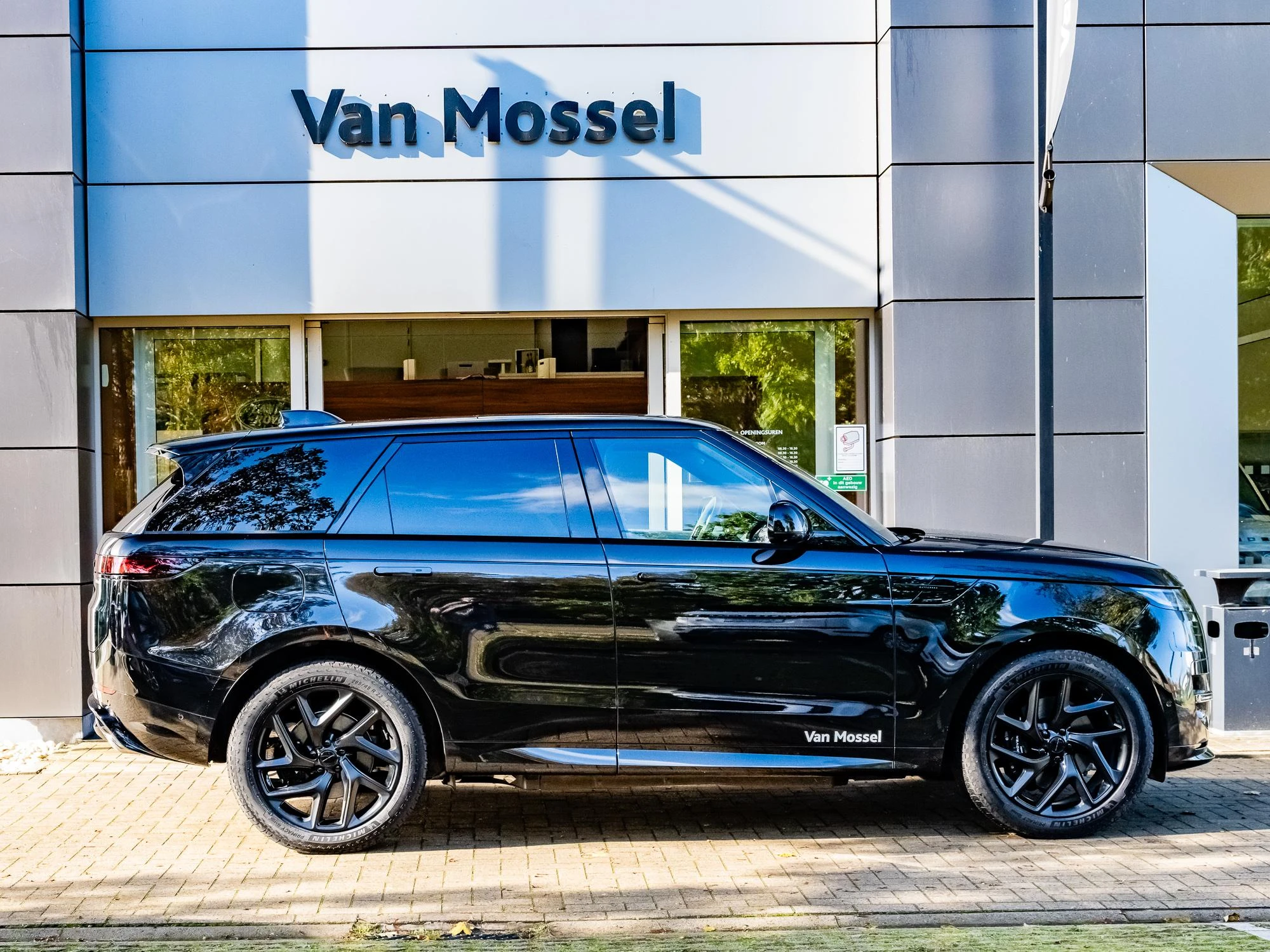 Land Rover-Range Rover Sport-image-6