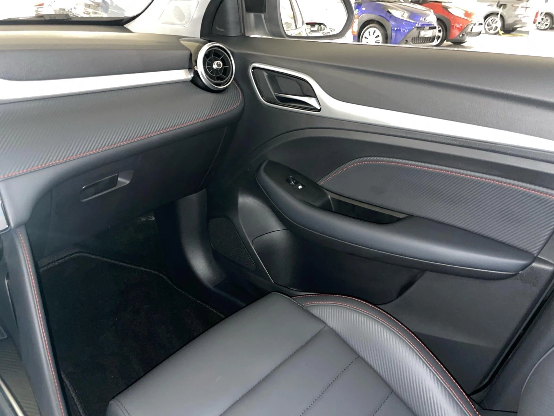 MG ZS 1.0 T-GDi AT LUXURY