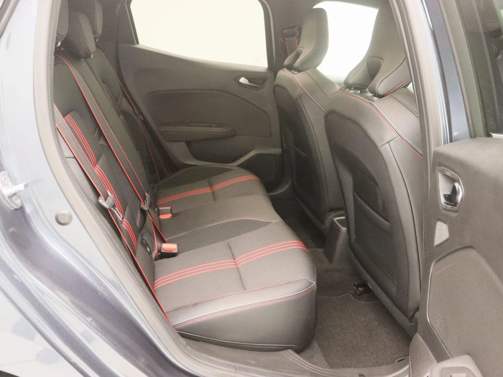 Renault-Clio-image-24