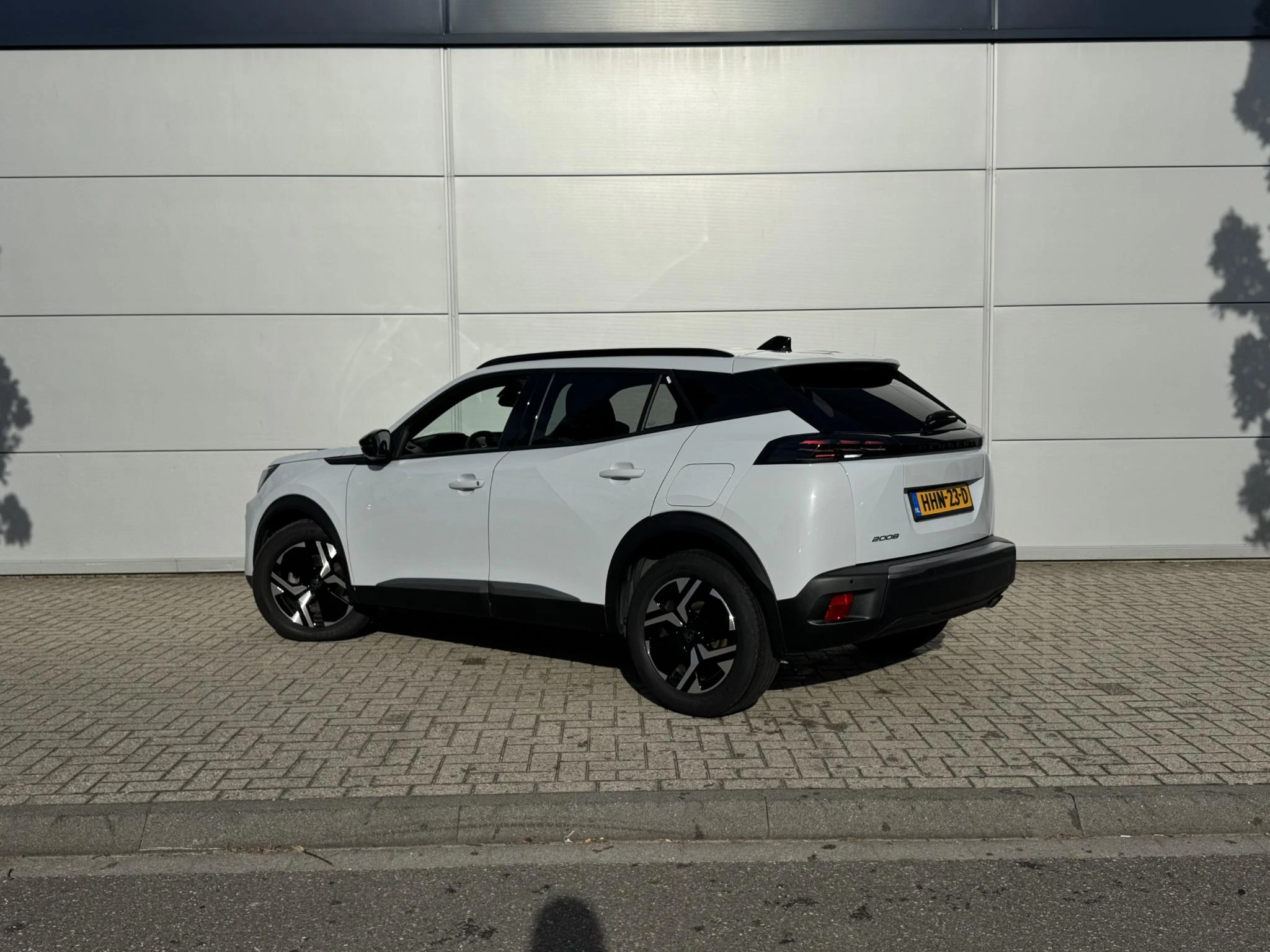 Peugeot-2008-image-3