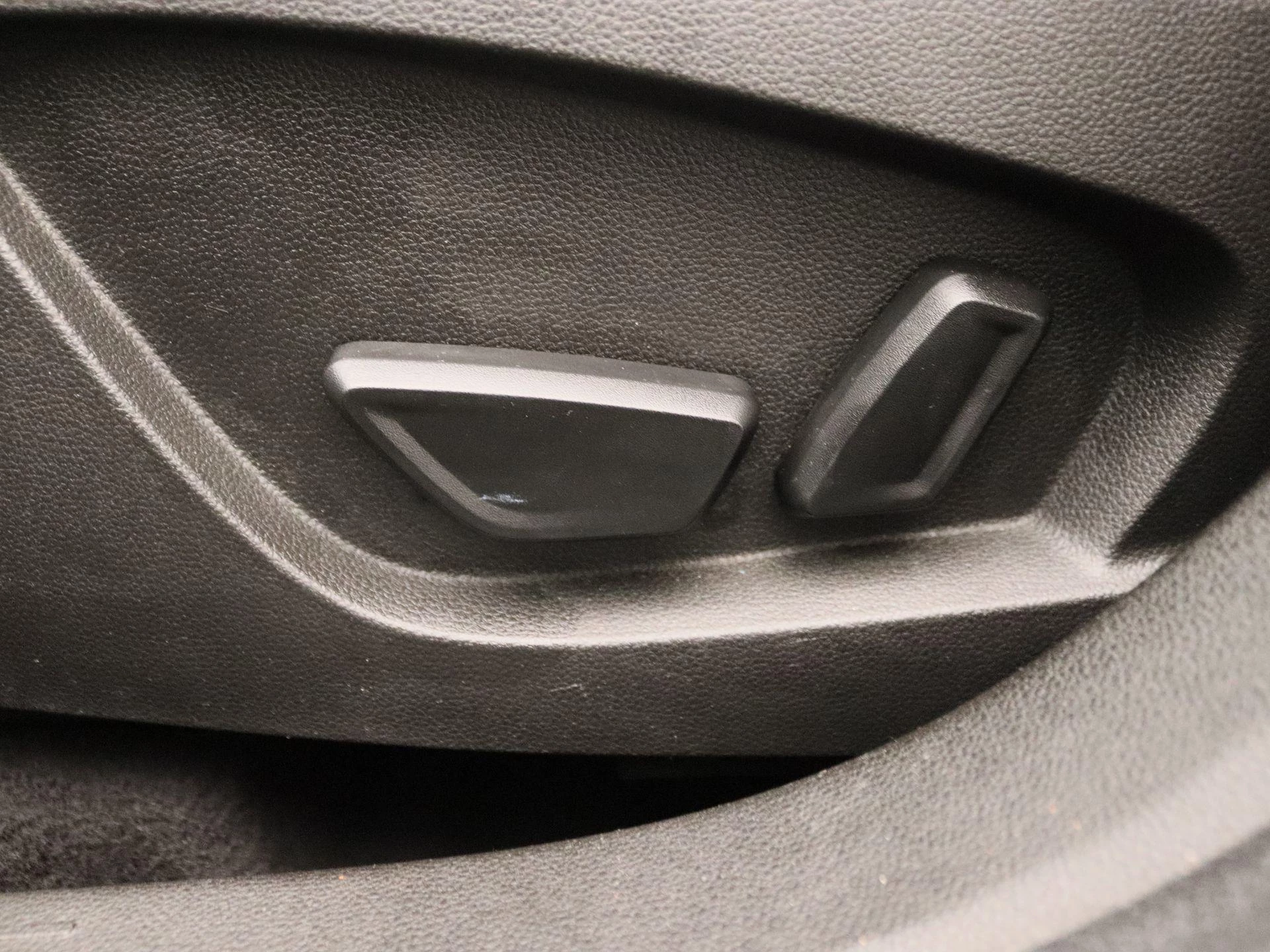 Renault-Captur-image-12