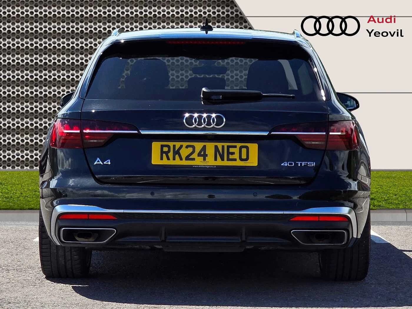 Audi-A4-image-11
