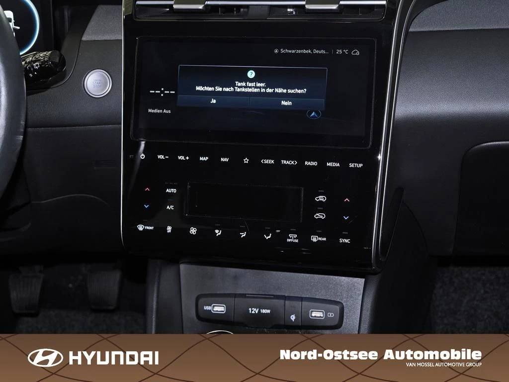 Hyundai Tucson 1.6 T-GDI ADVANTAGE 2WD SHZ LHZ NAVI LED