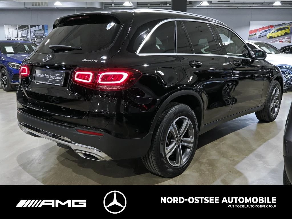 Mercedes-Benz GLC 300 e 4M PANO AHK KAMERA DISTRO LED DAB 9G