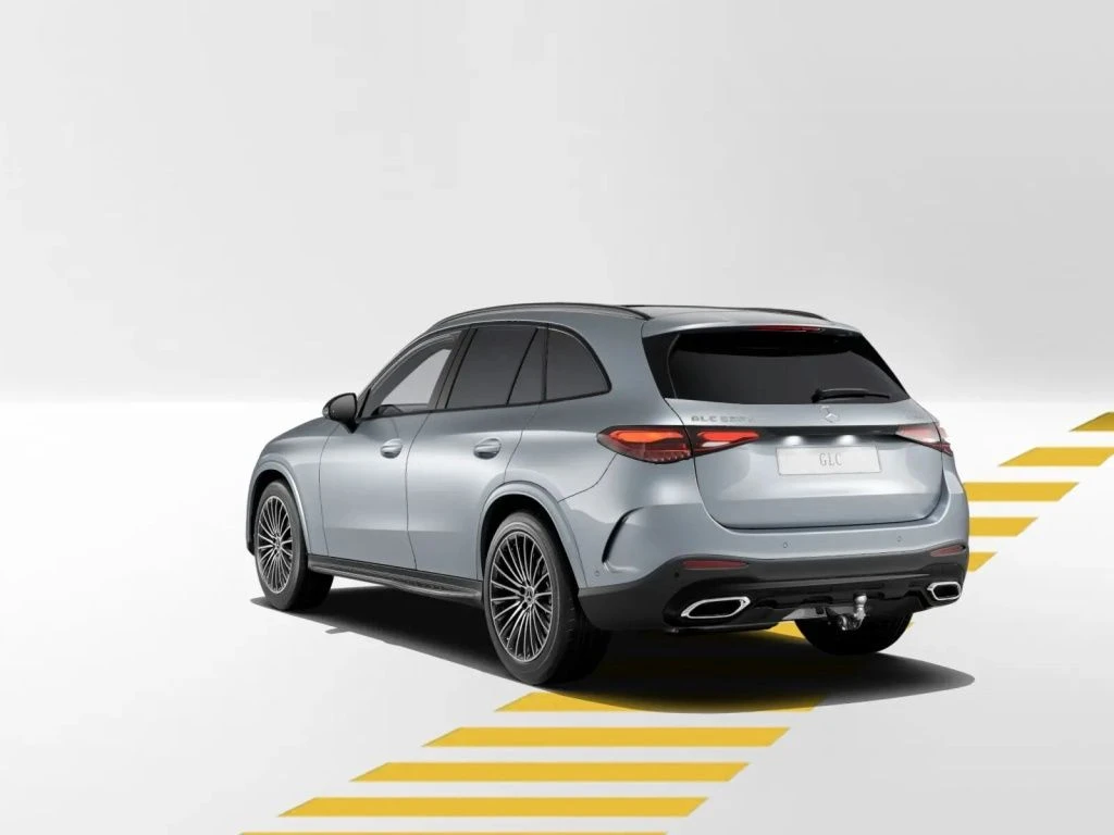 Mercedes-Benz-GLC 220 d-image-3