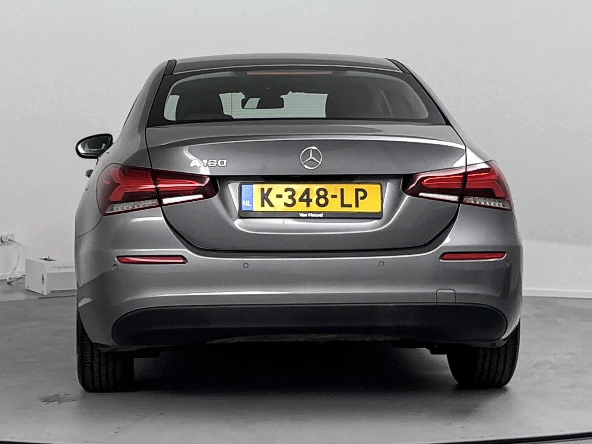 Mercedes-Benz-A-Klasse-image-2