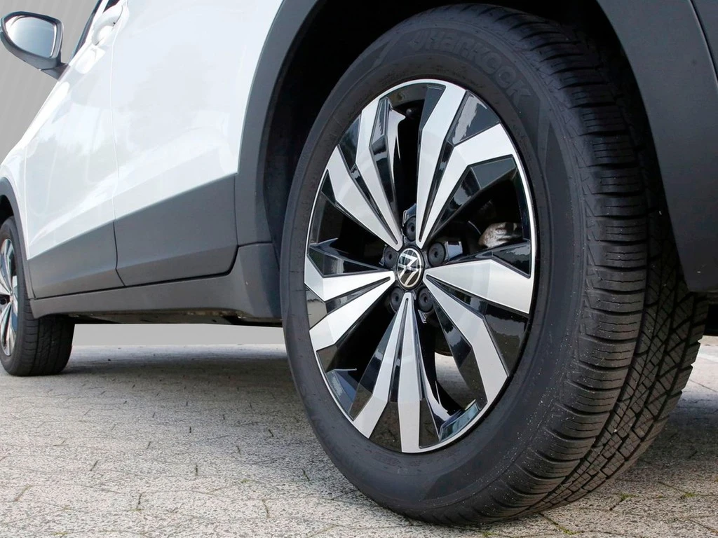 Volkswagen-T-Cross-image-4