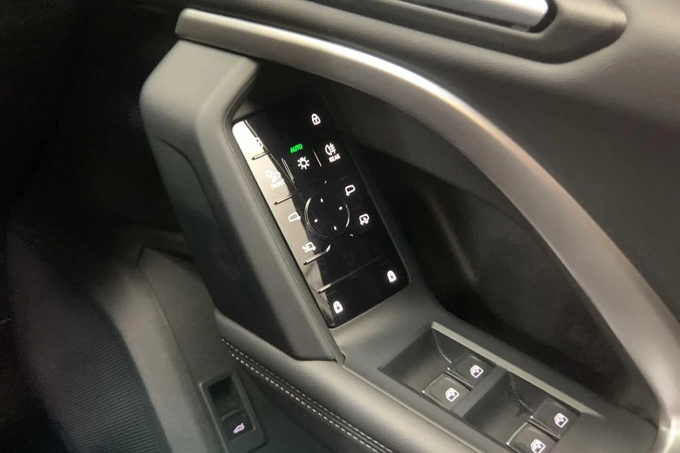 Audi-Q5-image-25