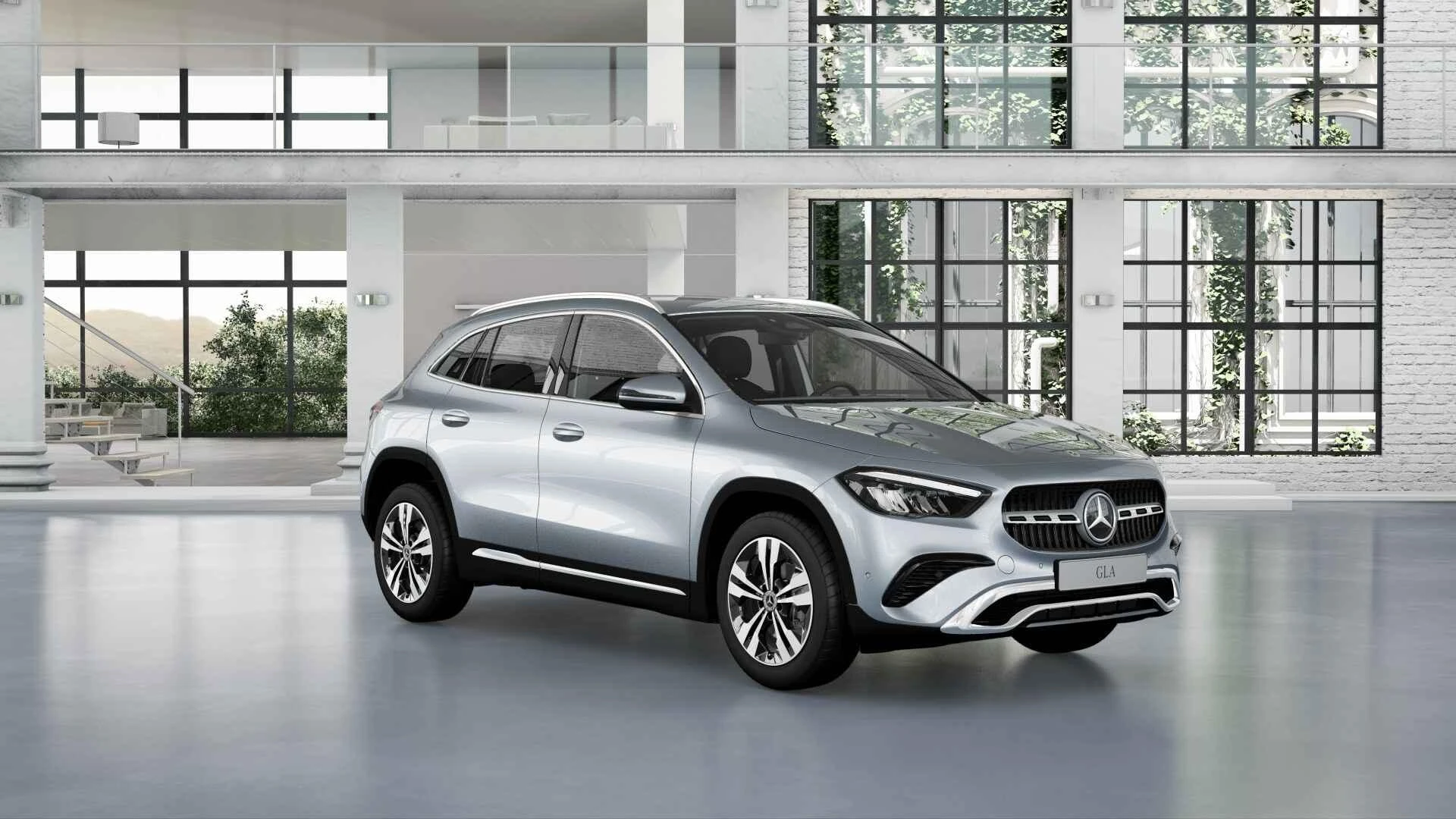 Mercedes-Benz-GLA-image-1