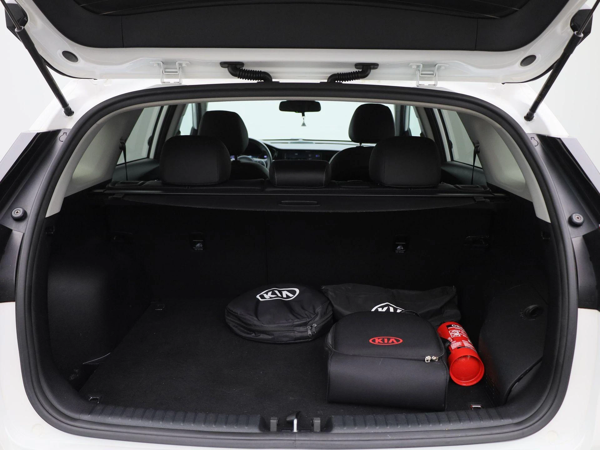 Kia-Niro-image-13