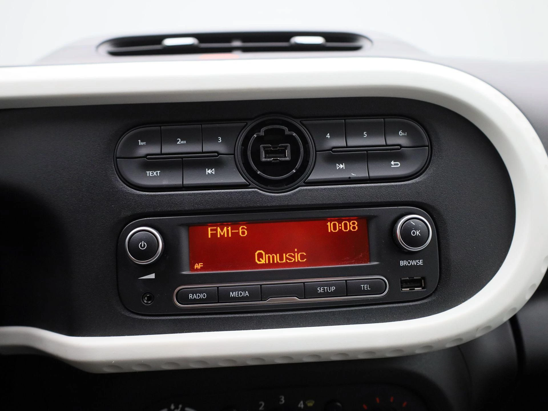 Renault-Twingo-image-15