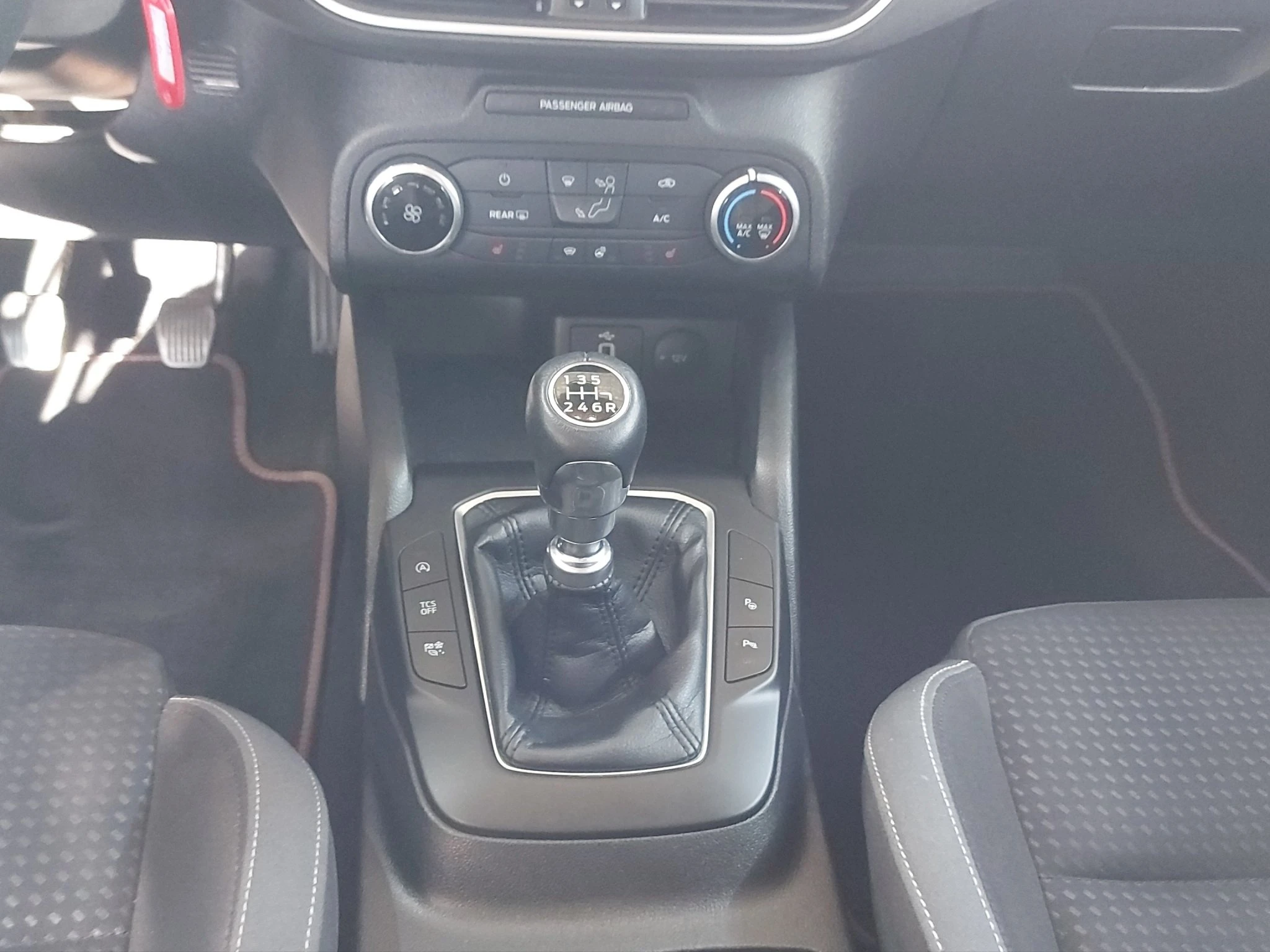 Ford-Focus-image-13