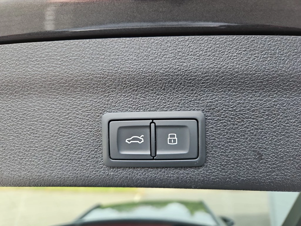 Audi A6 Avant sport 40 TDI quattro S tronic *S line*