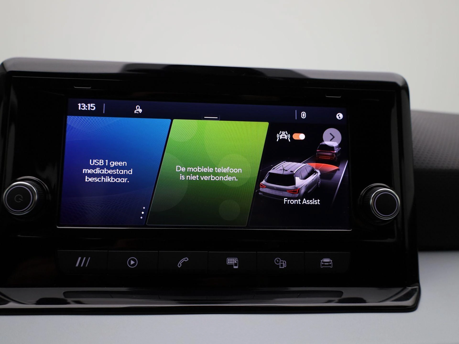 SEAT-Arona-image-14